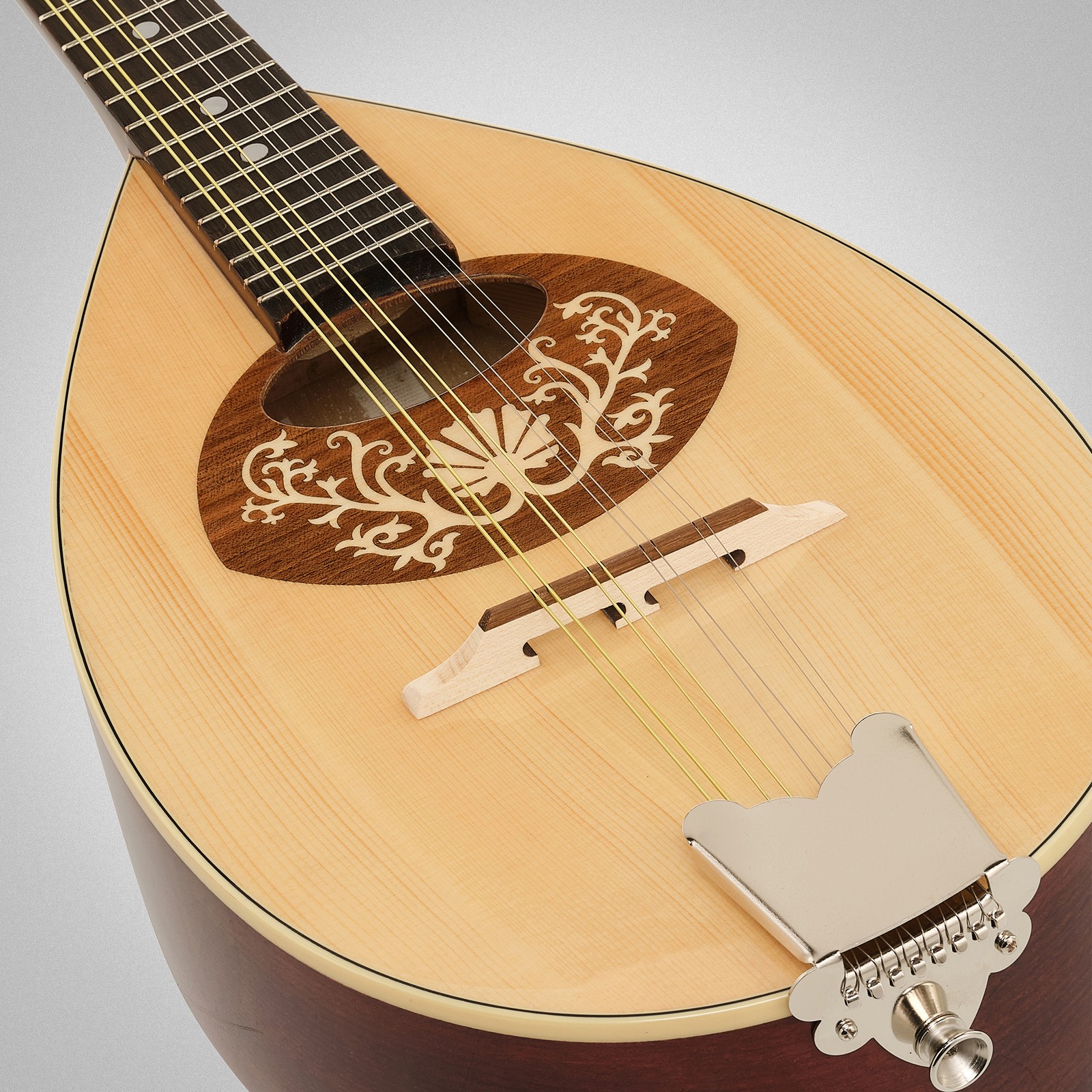 Decke der Thomann Portugiesische Mandoline 2