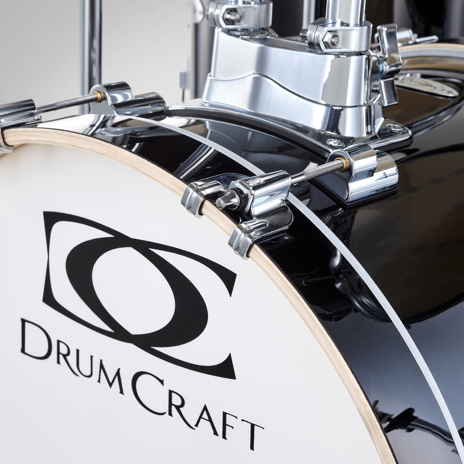 Logo auf dem DrumCraft Series 3 Junior BK Paiste Set