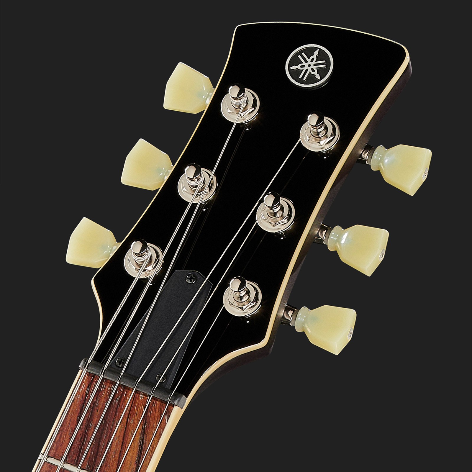 Kopfplatte der Yamaha Revstar RSS02T Hot Merlot