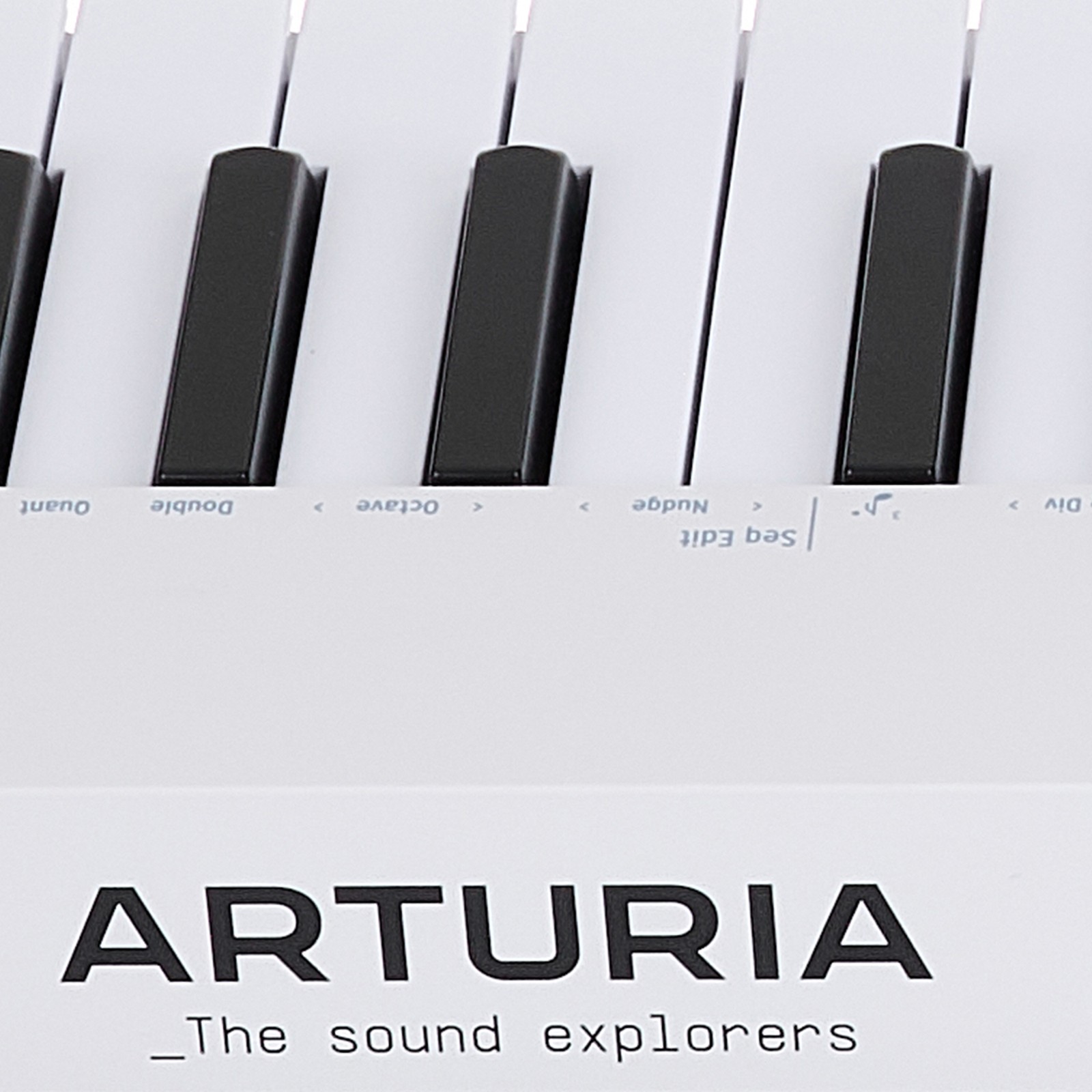 Arturia KeyStep mk2, Logo auf der Rückseite des USB/MIDI Controller-Keyboard