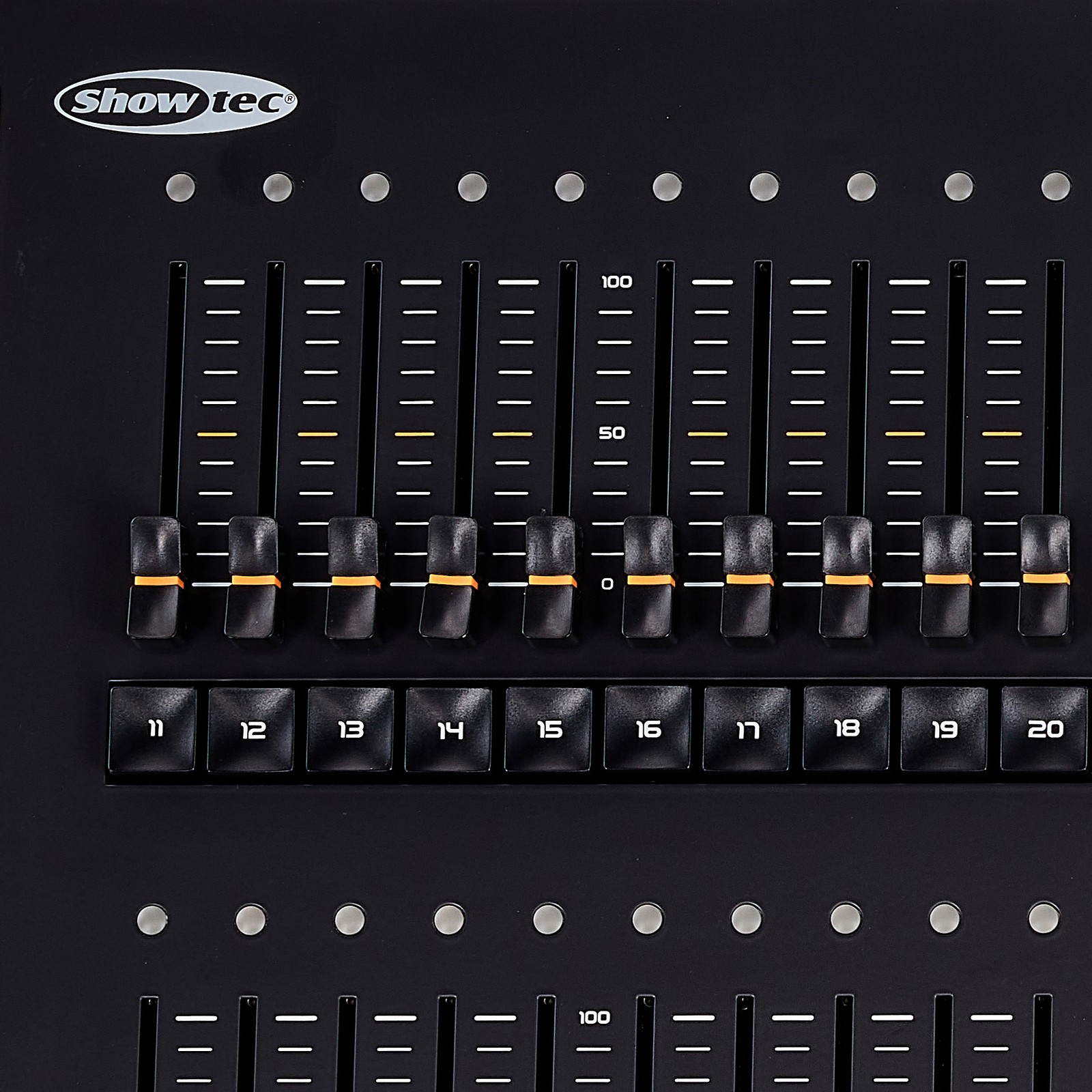 Logo auf der Showtec Lampy 40 1U 512