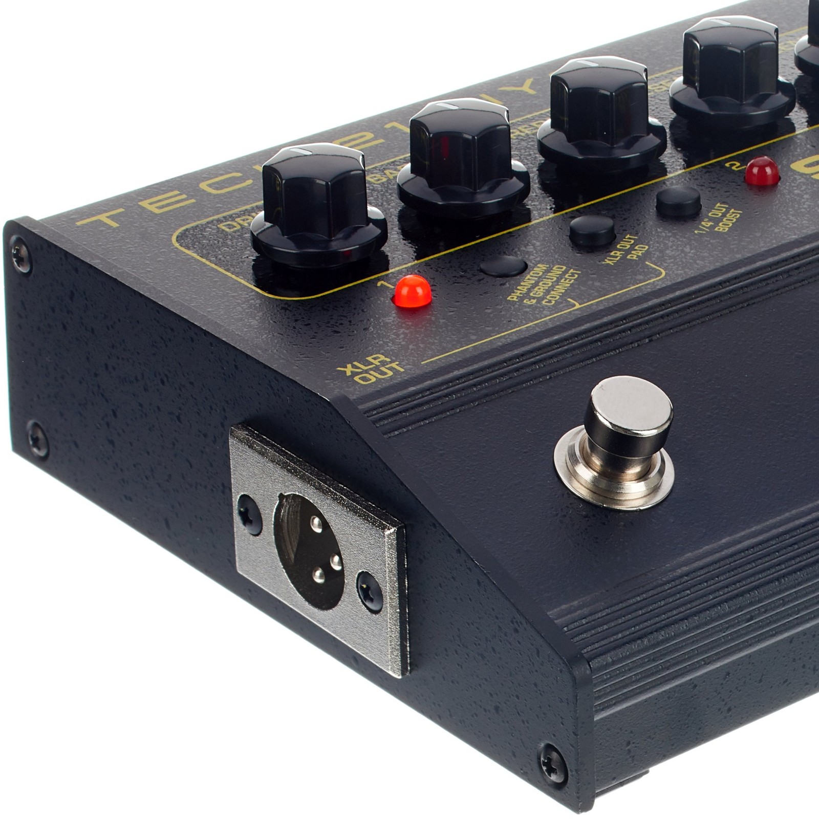 Tech 21 SansAmp Bass Driver D.I. Out auf der Seite des Gehäuses