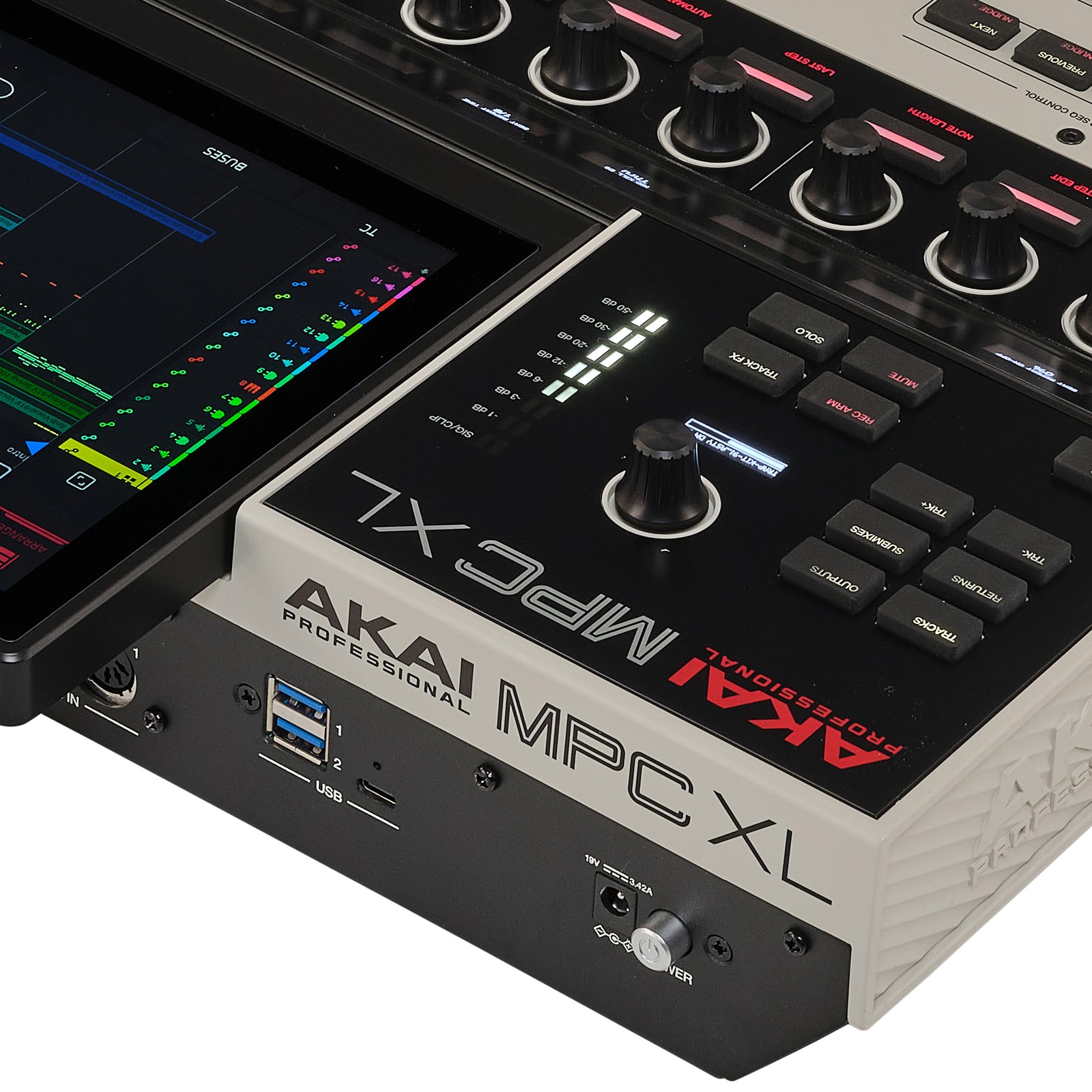 Controls of the AKAI Professional MPC XL
