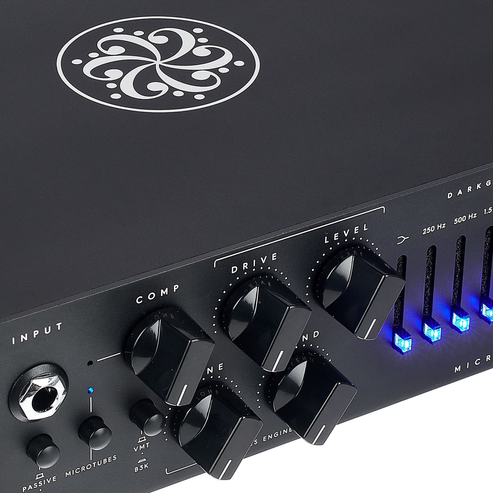 Regler am Darkglass Microtubes 500 V2 Bass Head