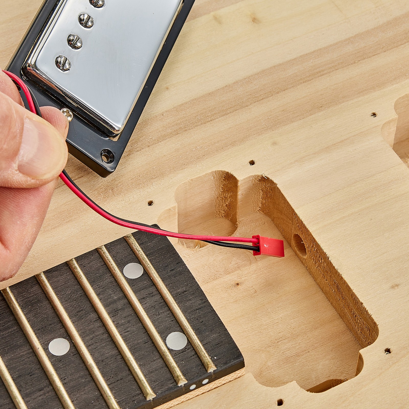 Humbucker mit Stecksystem aus dem Harley Benton Electric Guitar Kit Square 