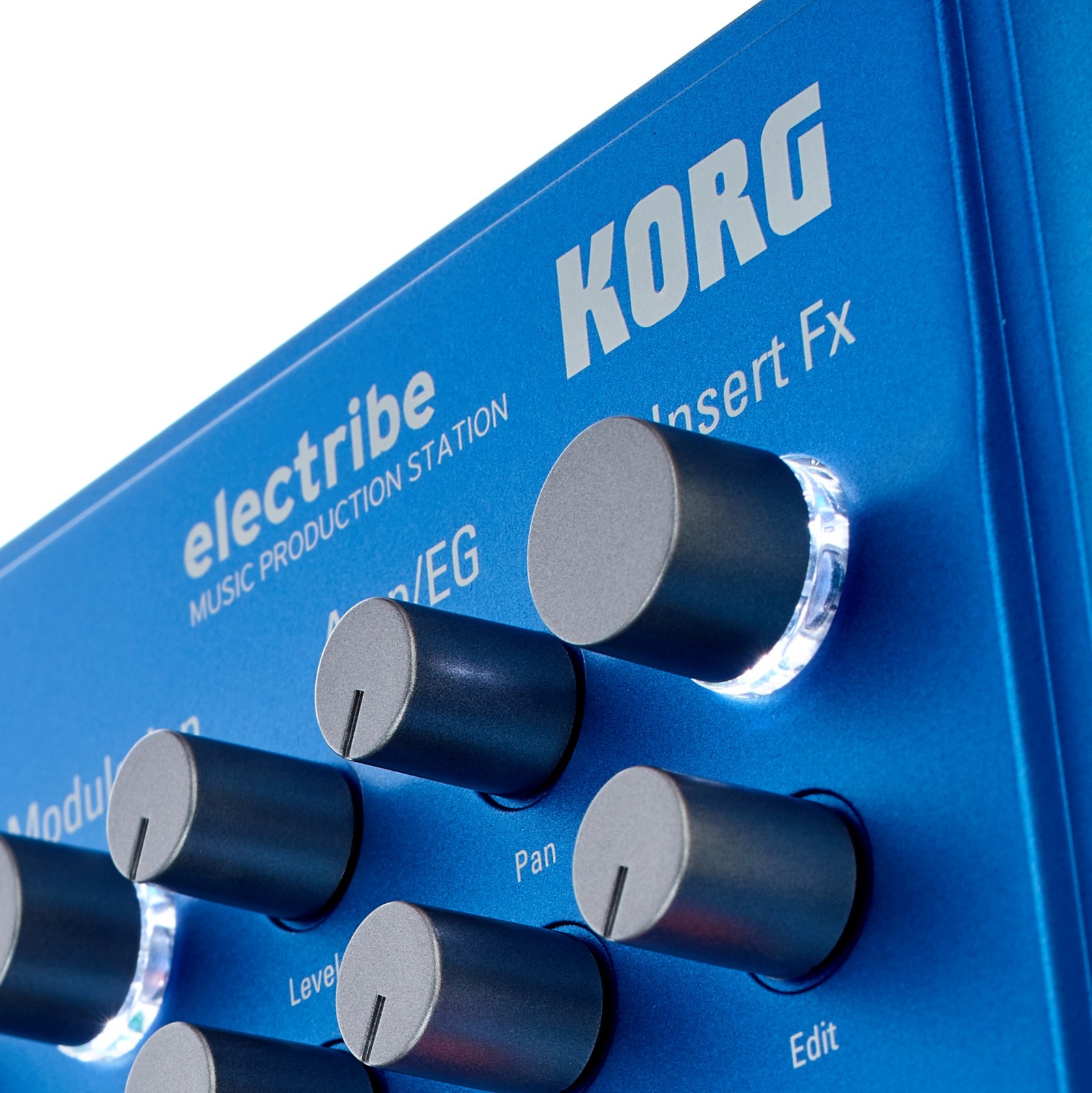 Logo und Potentiometer des Korg Electribe Blue