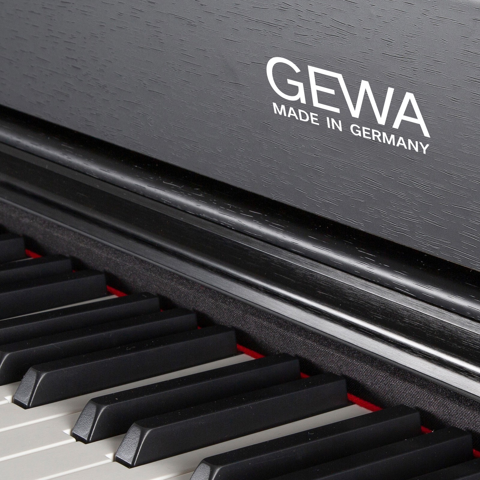 Klaviertasten und GEWA Logo