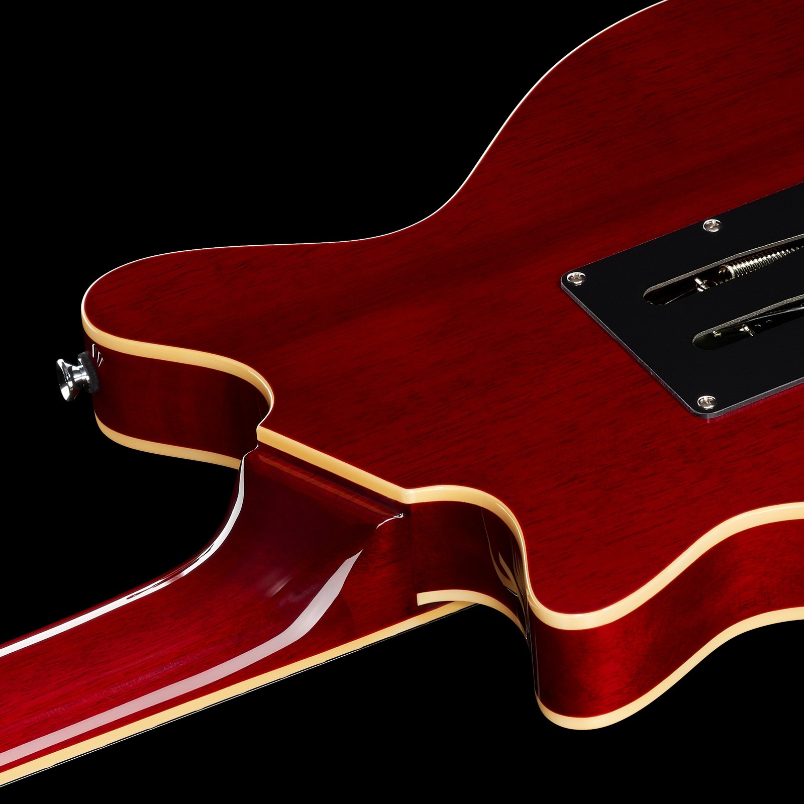 Transición del talón y el mástil en la guitarra eléctrica Harley Benton BM-75 Trans Red Deluxe con doble Binding en blanco