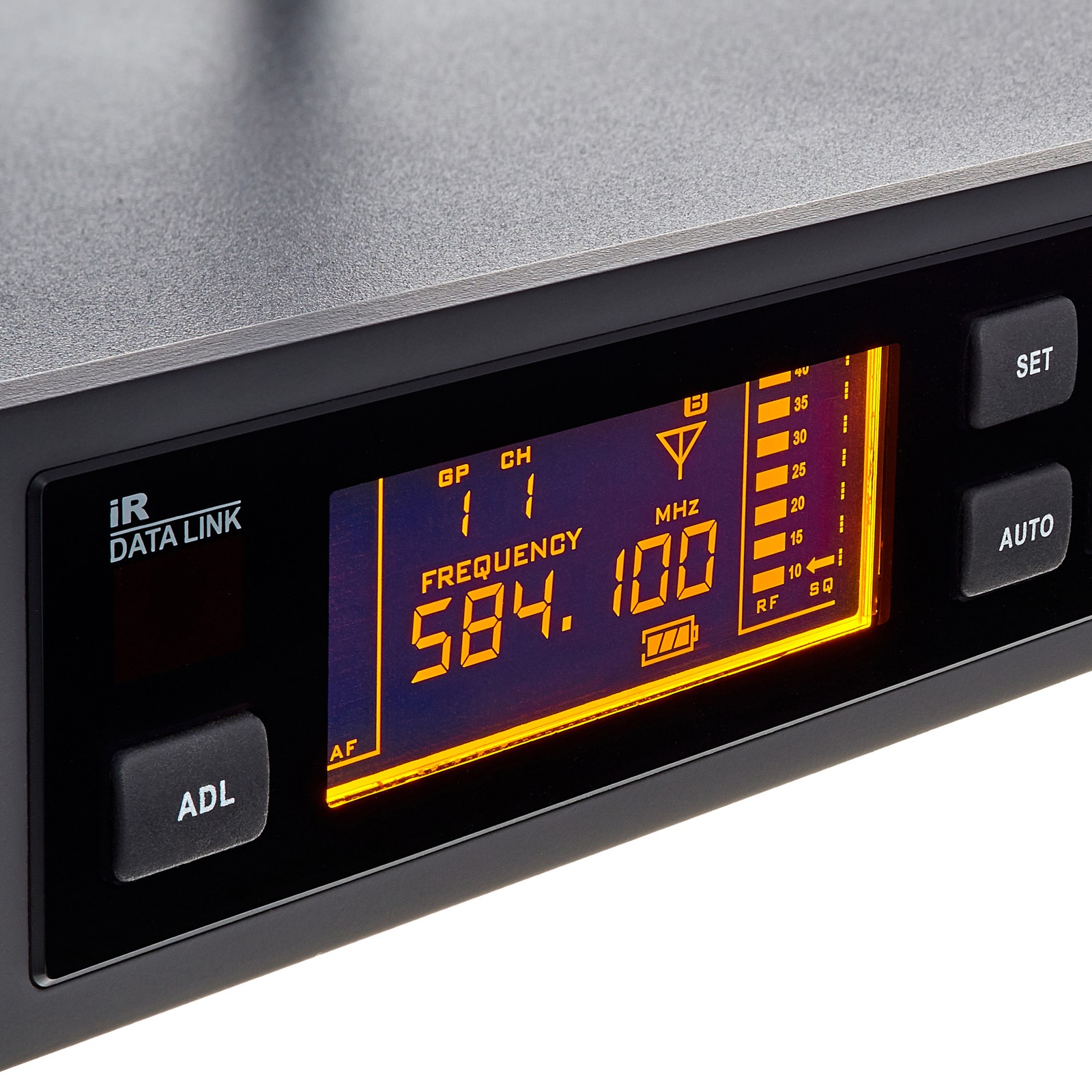 Bildschirm am Empfänger des the t.bone free solo Twin HT 590 MHz