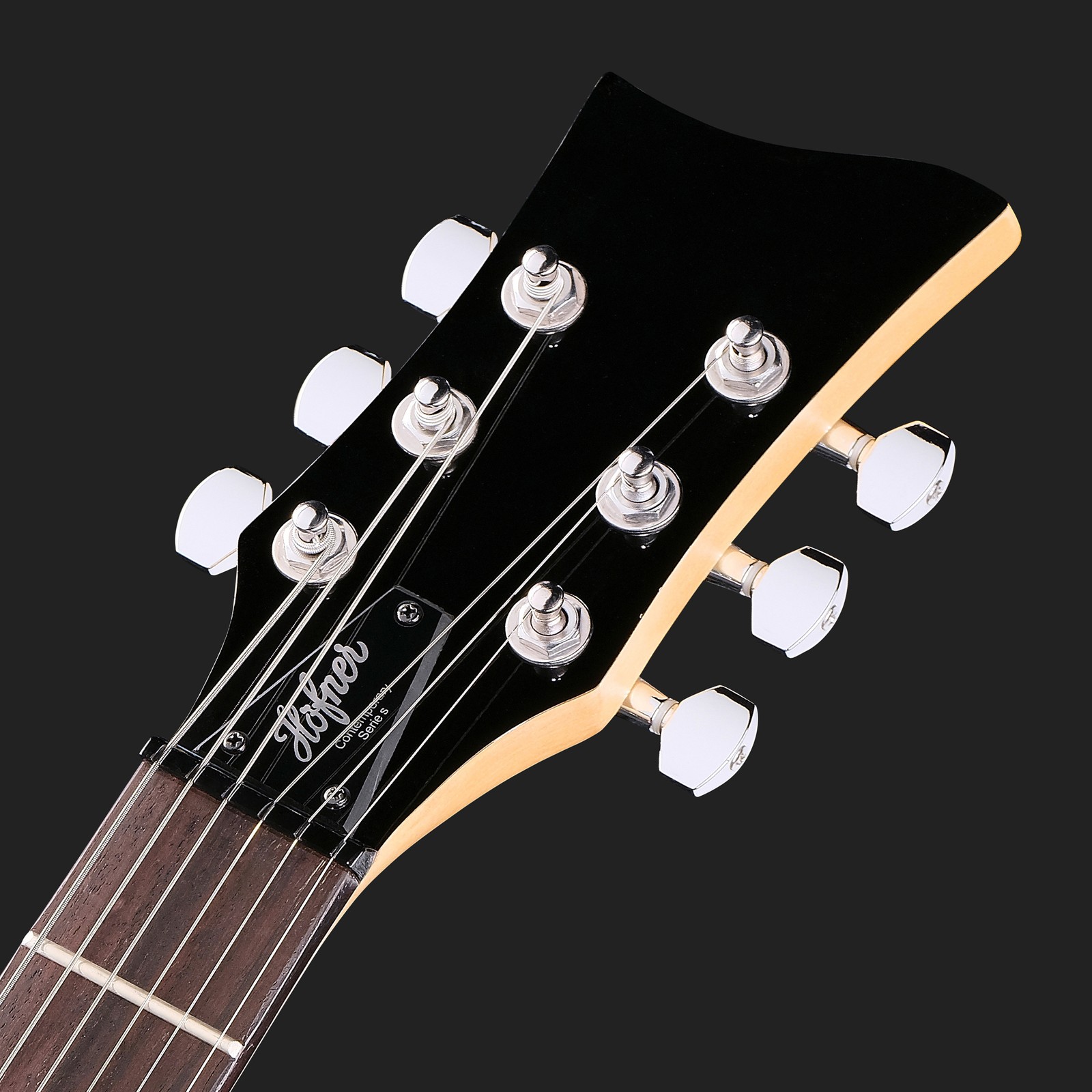 Höfner Logo an der Shorty E-Gitarre