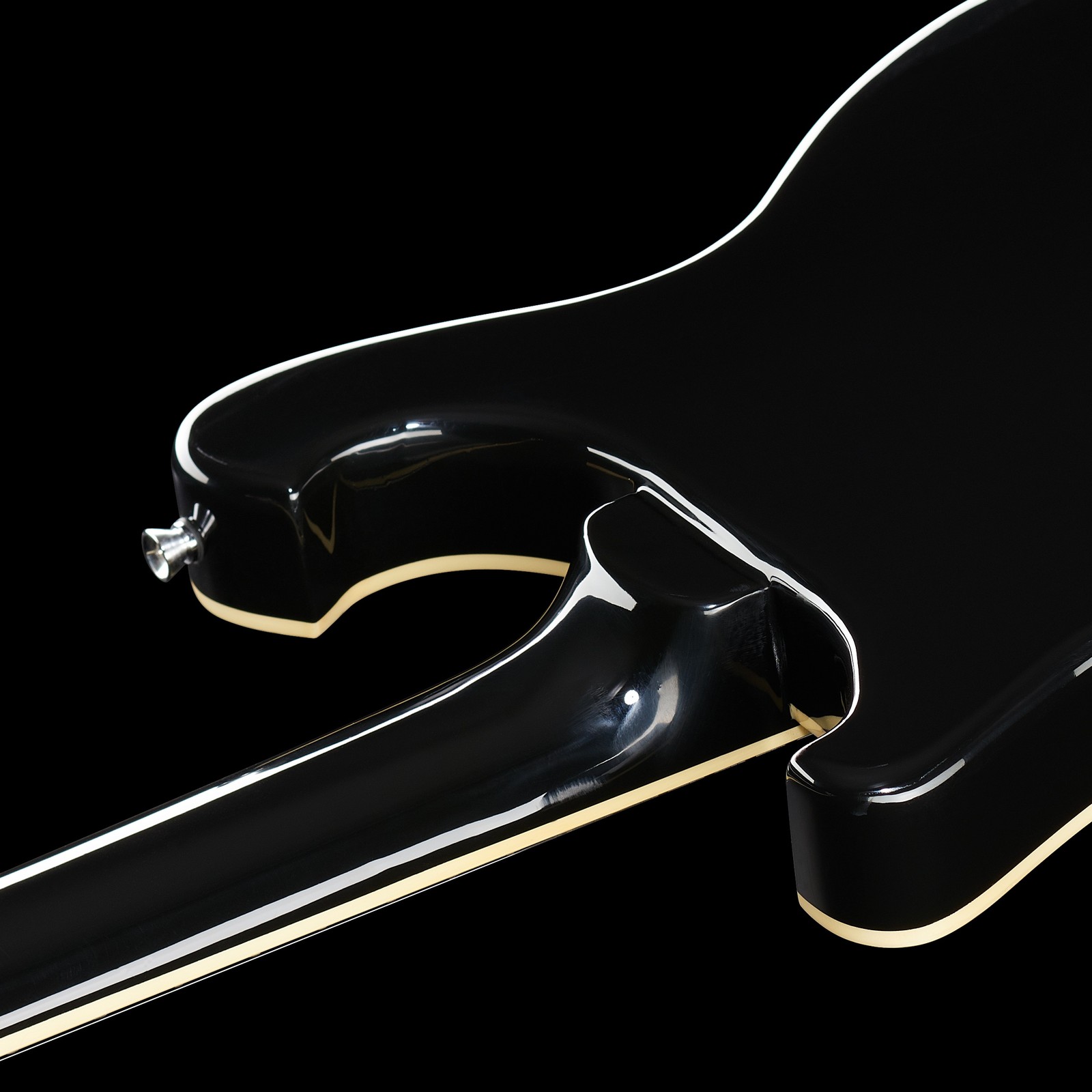 Halsübergang der Harley Benton RB-600BK Classic Series E-Gitarre