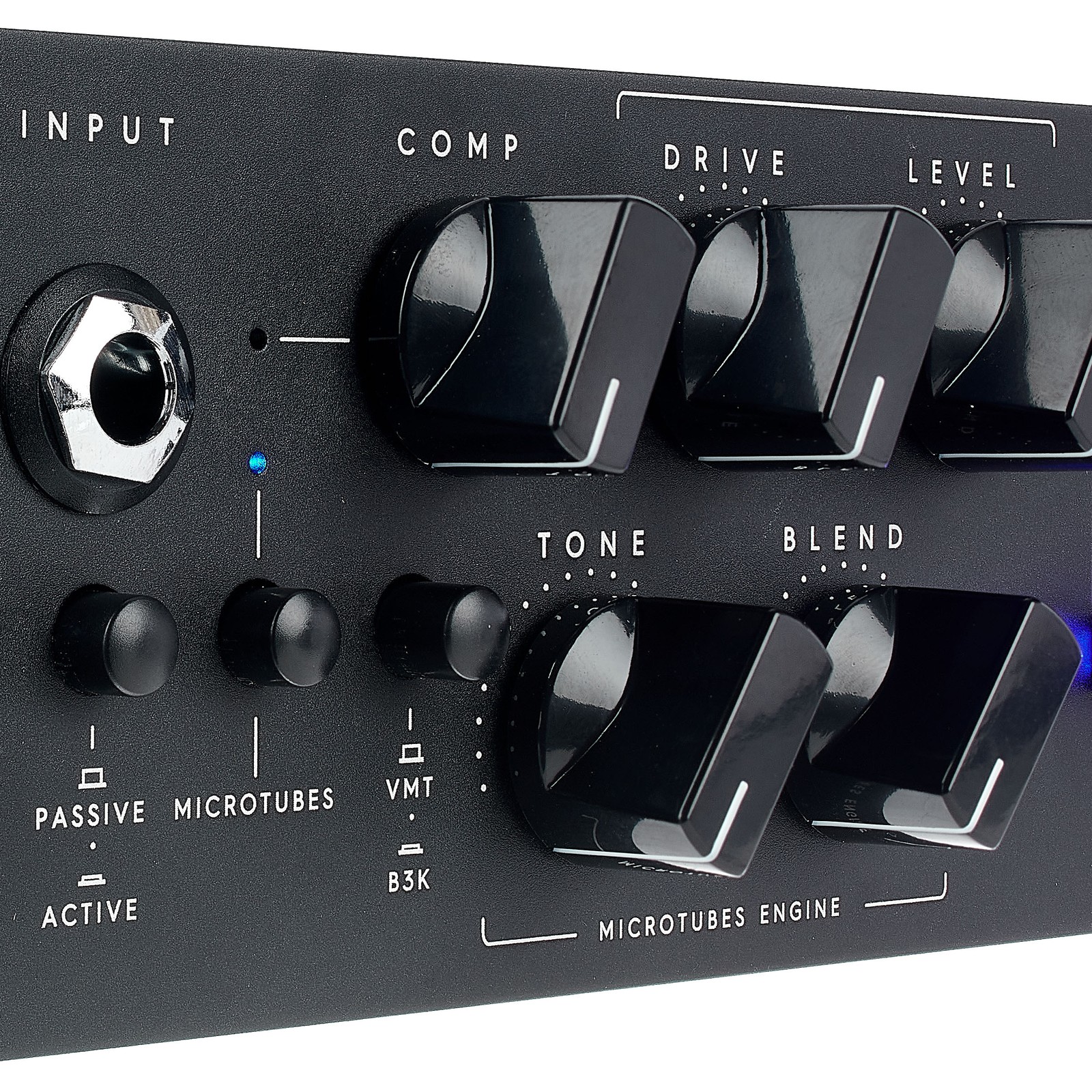 Input, Compressor, Drive, Tone und Level am Darkglass Microtubes 500 V2 Bass Head