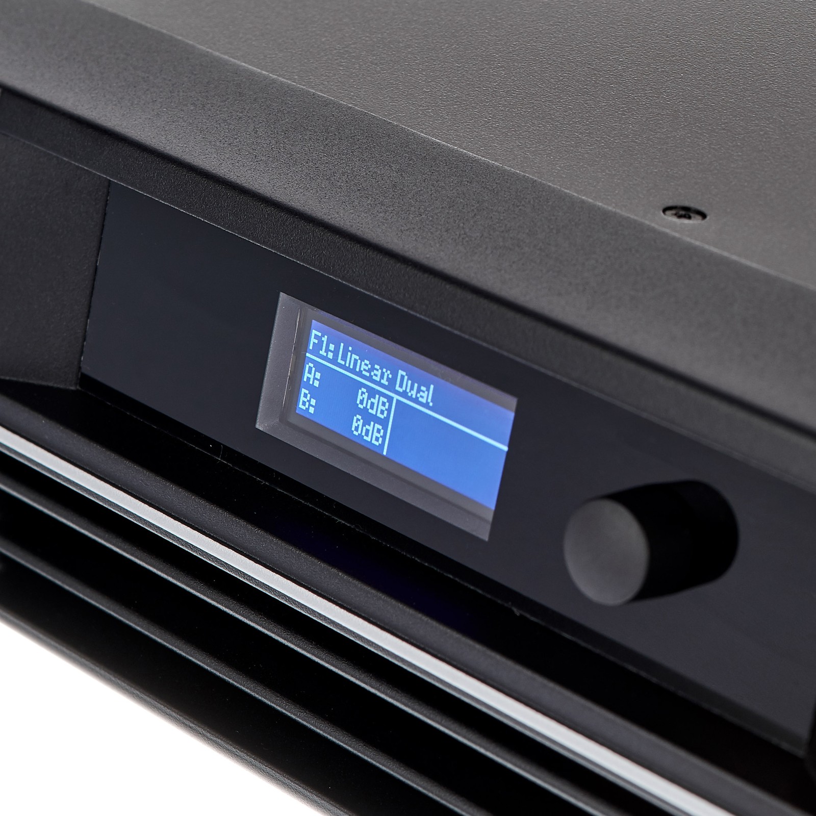 Display des Dynacord L3600FD DSP
