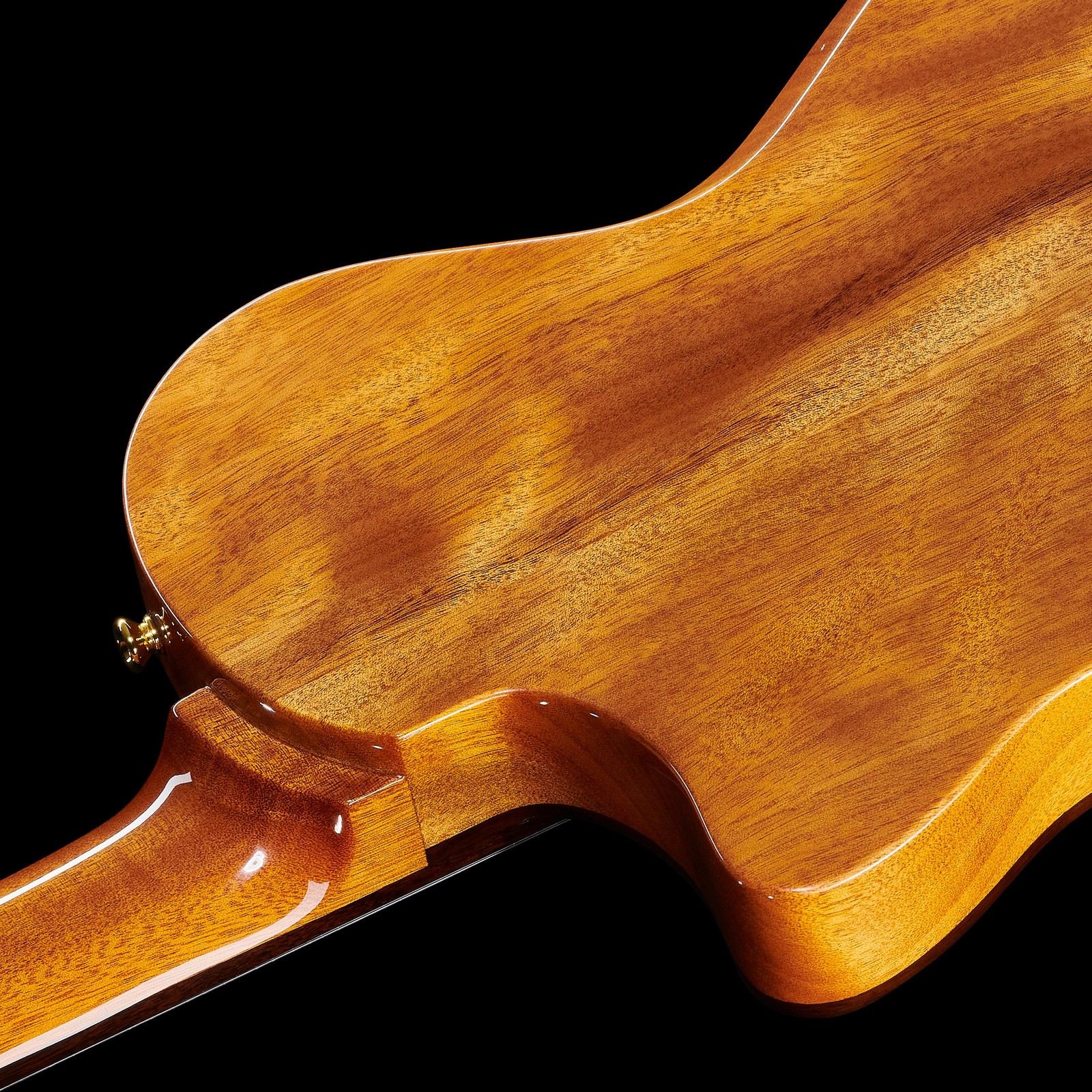 Mahagoni Korpus auf der Rückseite der Cordoba Stage Guitar Natural Amber