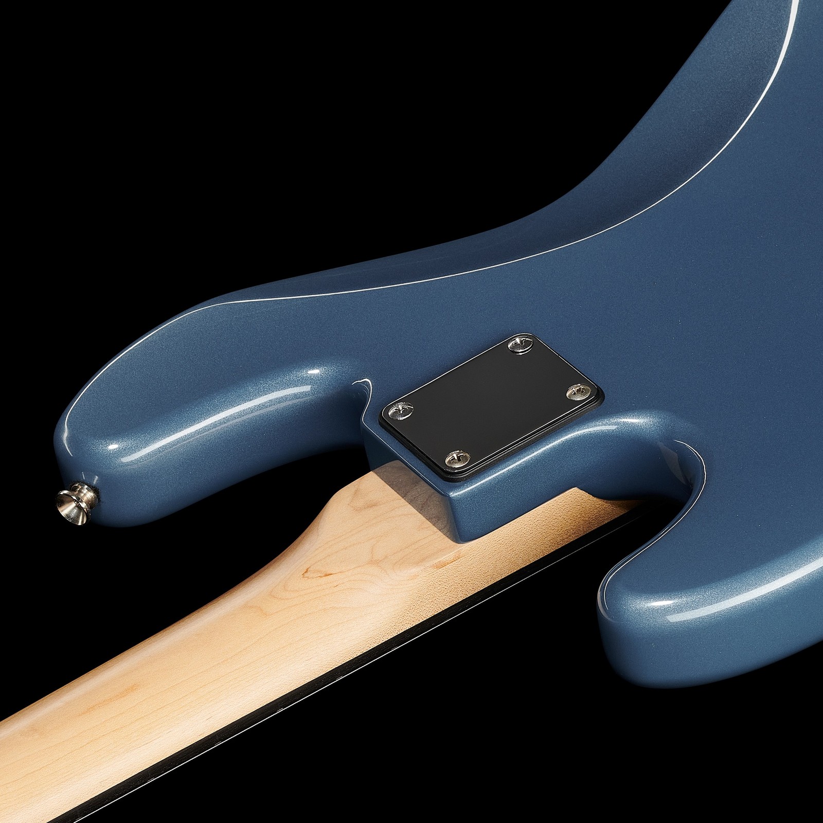 Halsübergang des Harley Benton JB-20 BM Standard Series E-Bass