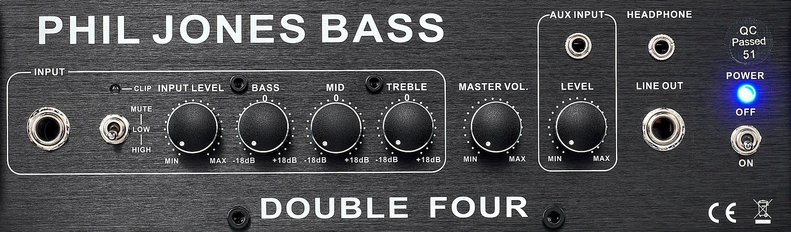 Regler und Eingang zur Steuerung des Phil Jones Double Four BG-75 WH Bass Combo