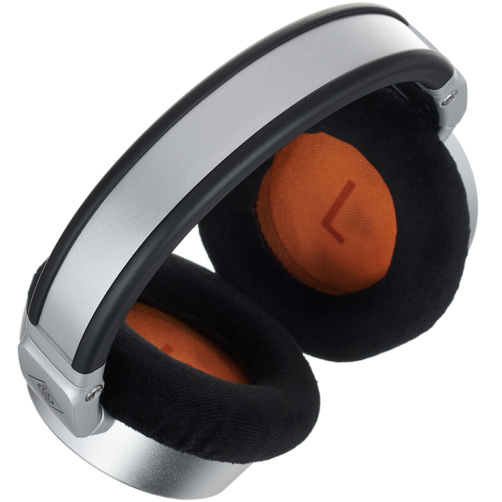 Studio headphones, Neumann NDH 30 with fabric ear pads