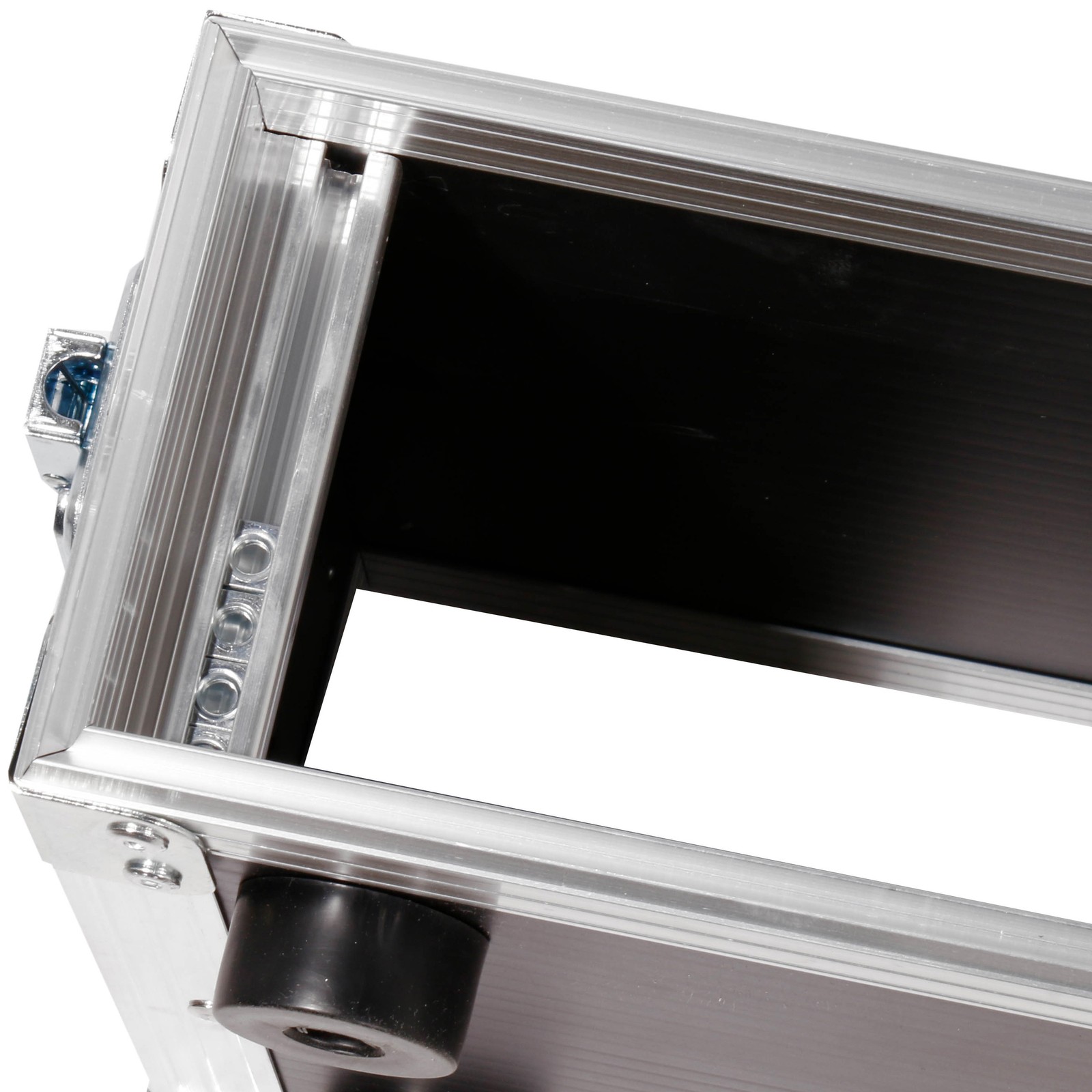 Thon Rack 2HE Eco II Compact 23 Flightcase geöffnet