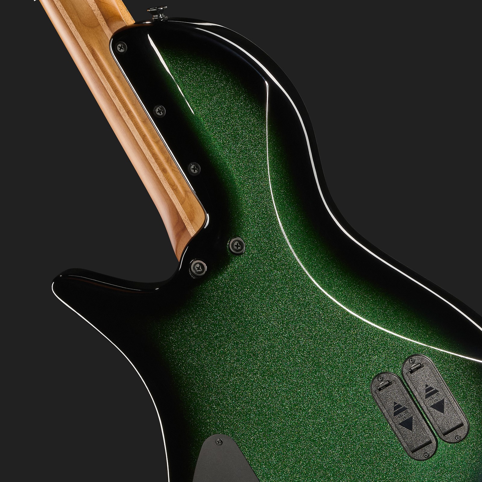 Halsübergang des Harley Benton MSB-5 ESP 5-Saiter E-Bass