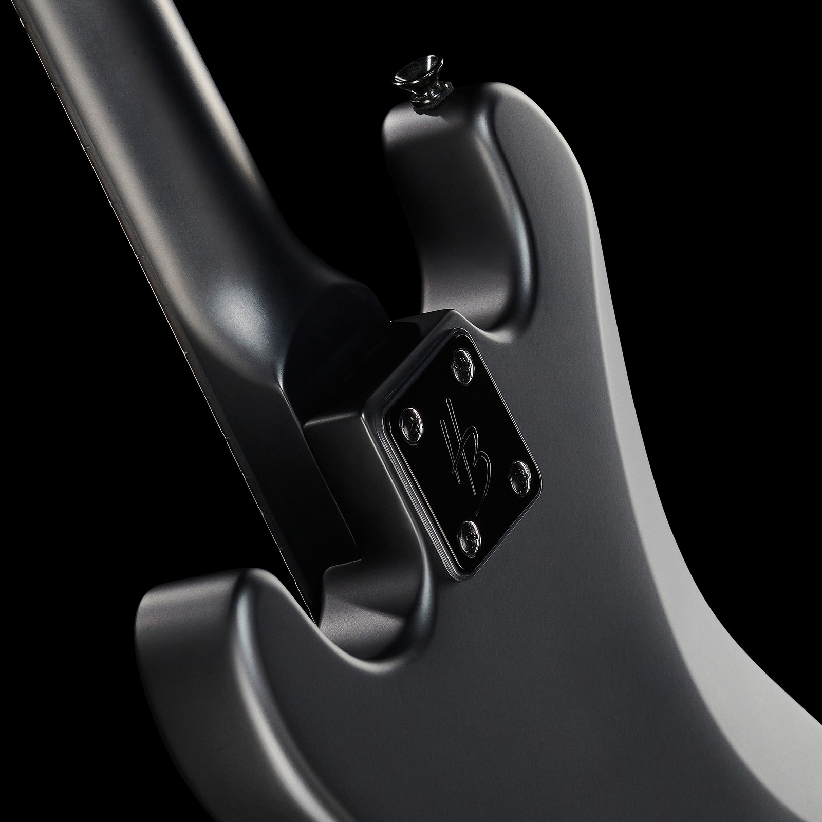 Neck joint of the Harley Benton ST-Junior HSS SBK electric guitar