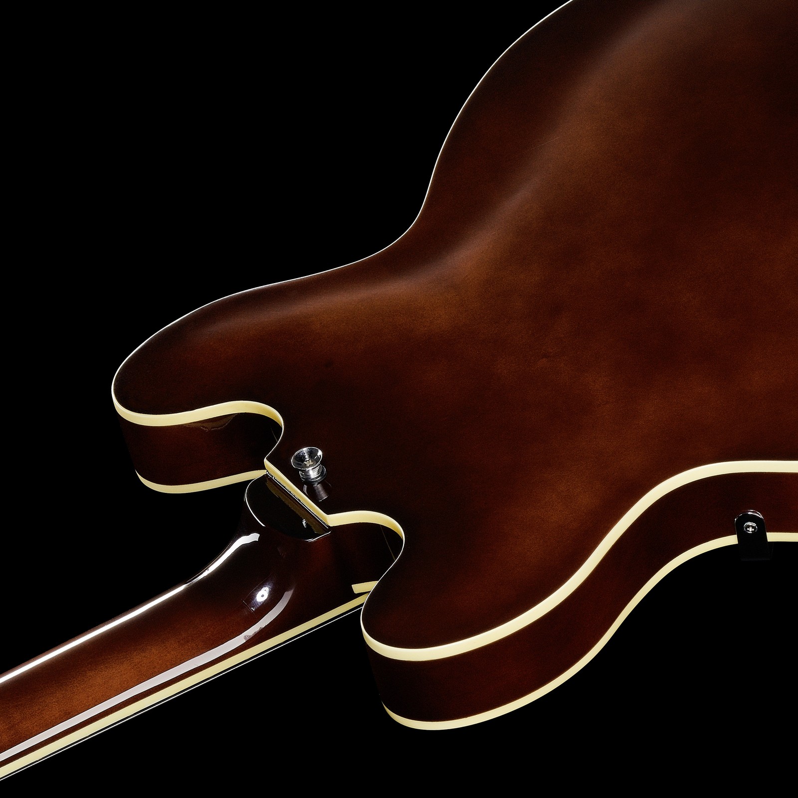 Maple body with a set neck on the back of the Harley Benton HB-60 WB