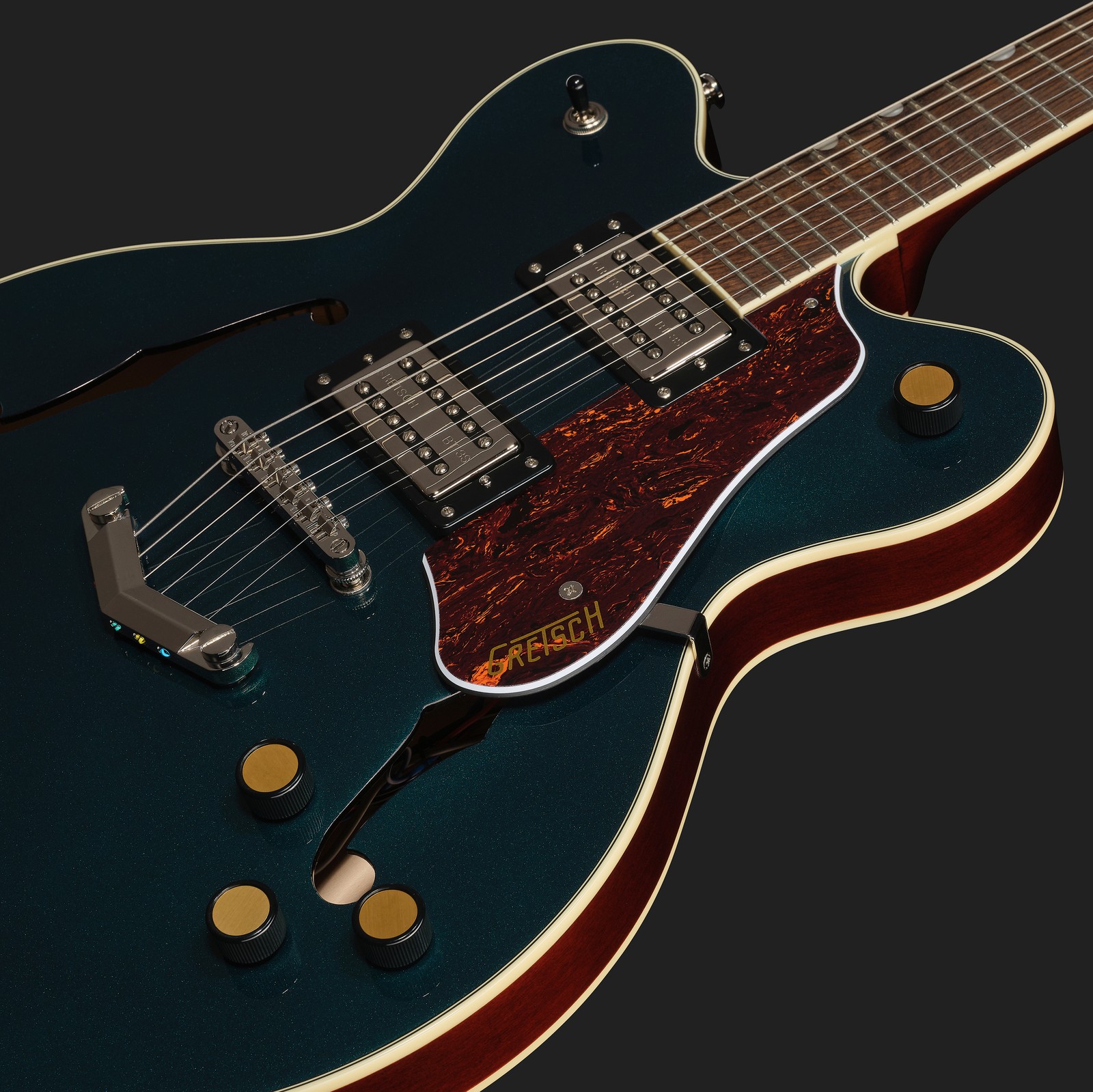 Zwei Humbucker in der  Gretsch G2622 Streamliner CB DC Midnight Sapphire 