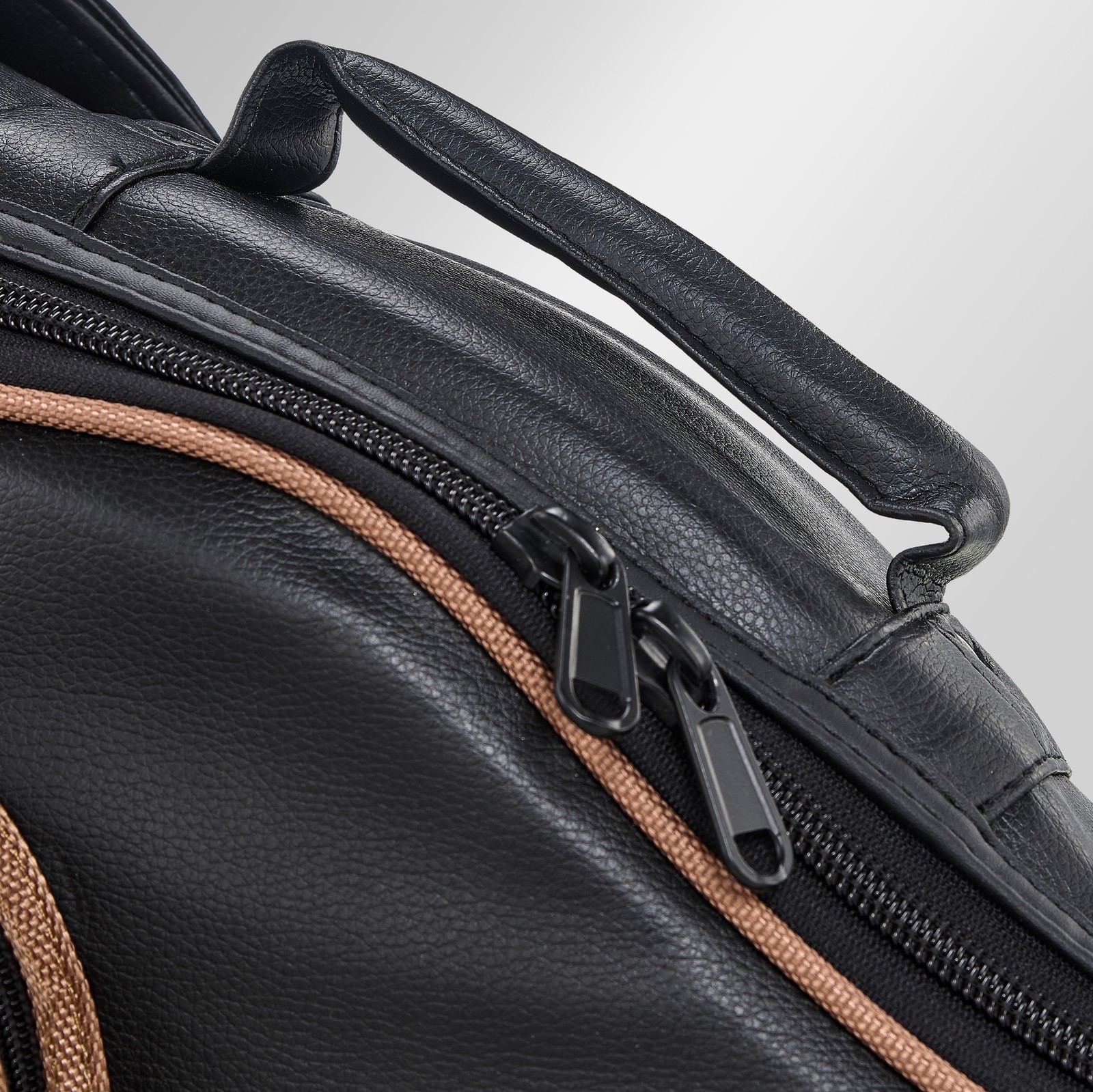 Handgriff der Thomann Premium Tasche für Konzertgitarre 