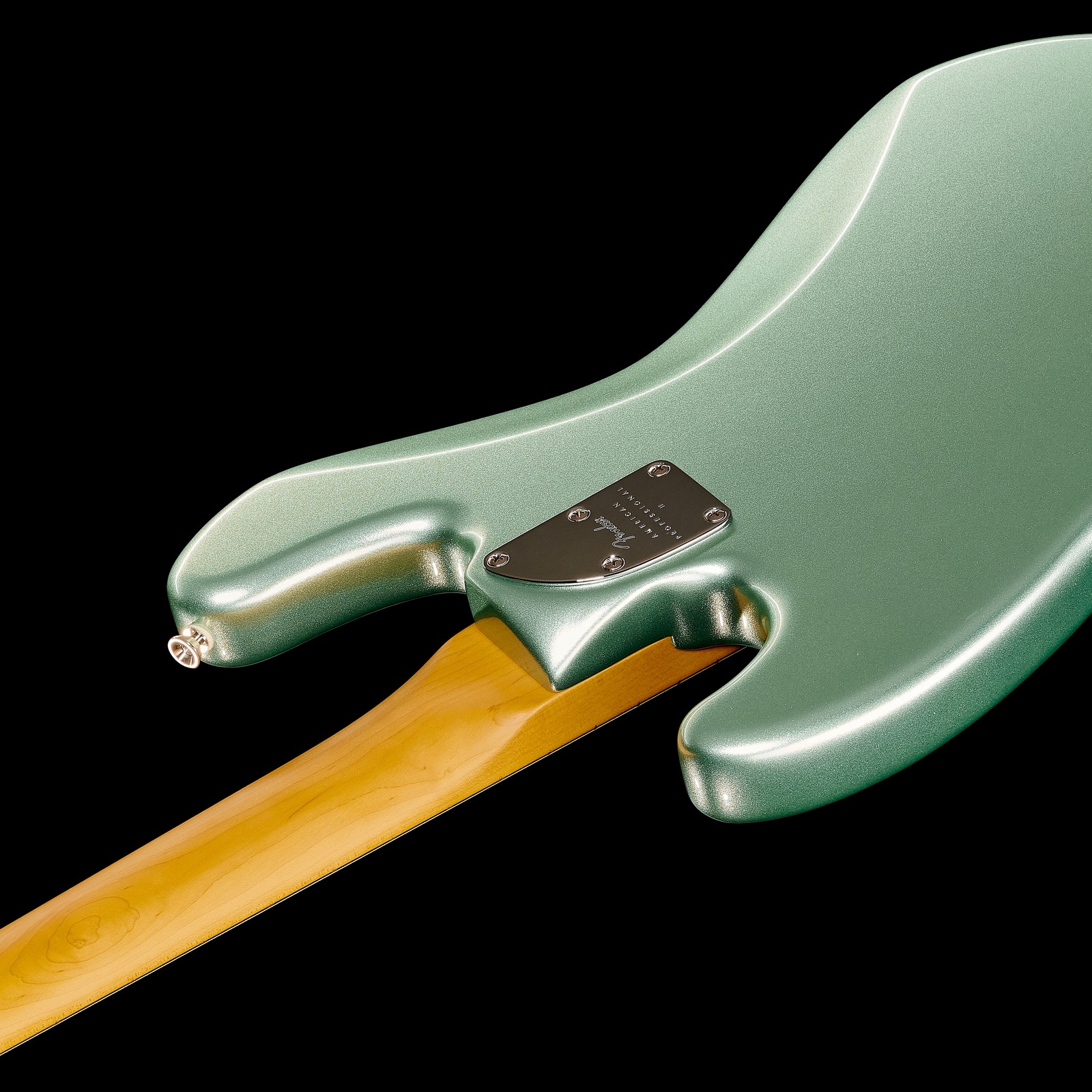 Halsübergang des Fender Am Pro II Jazz Bass MYST SFG E-Bass
