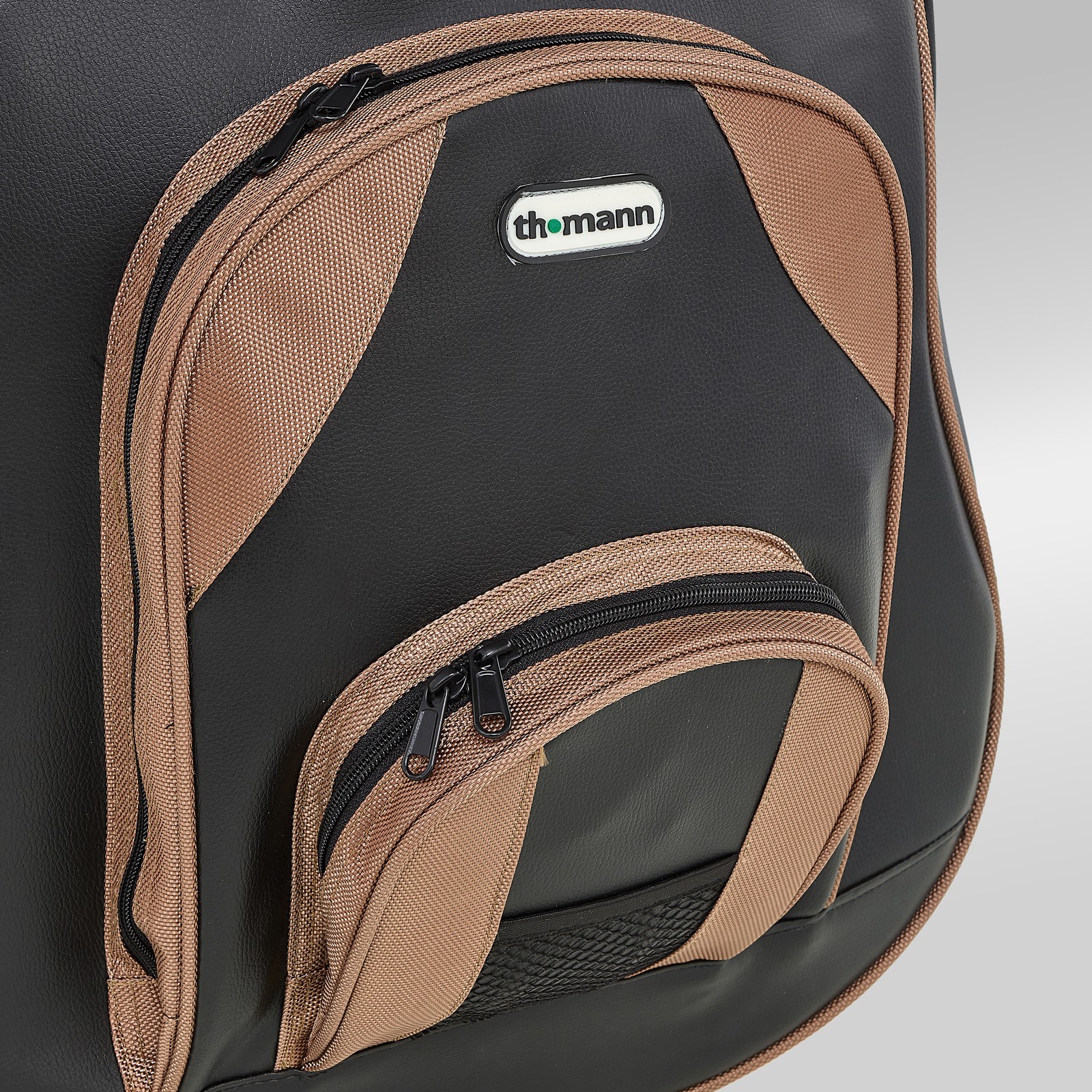 Zubehörfach des Thomann Gigbag für Westerngitarre Premium braun 