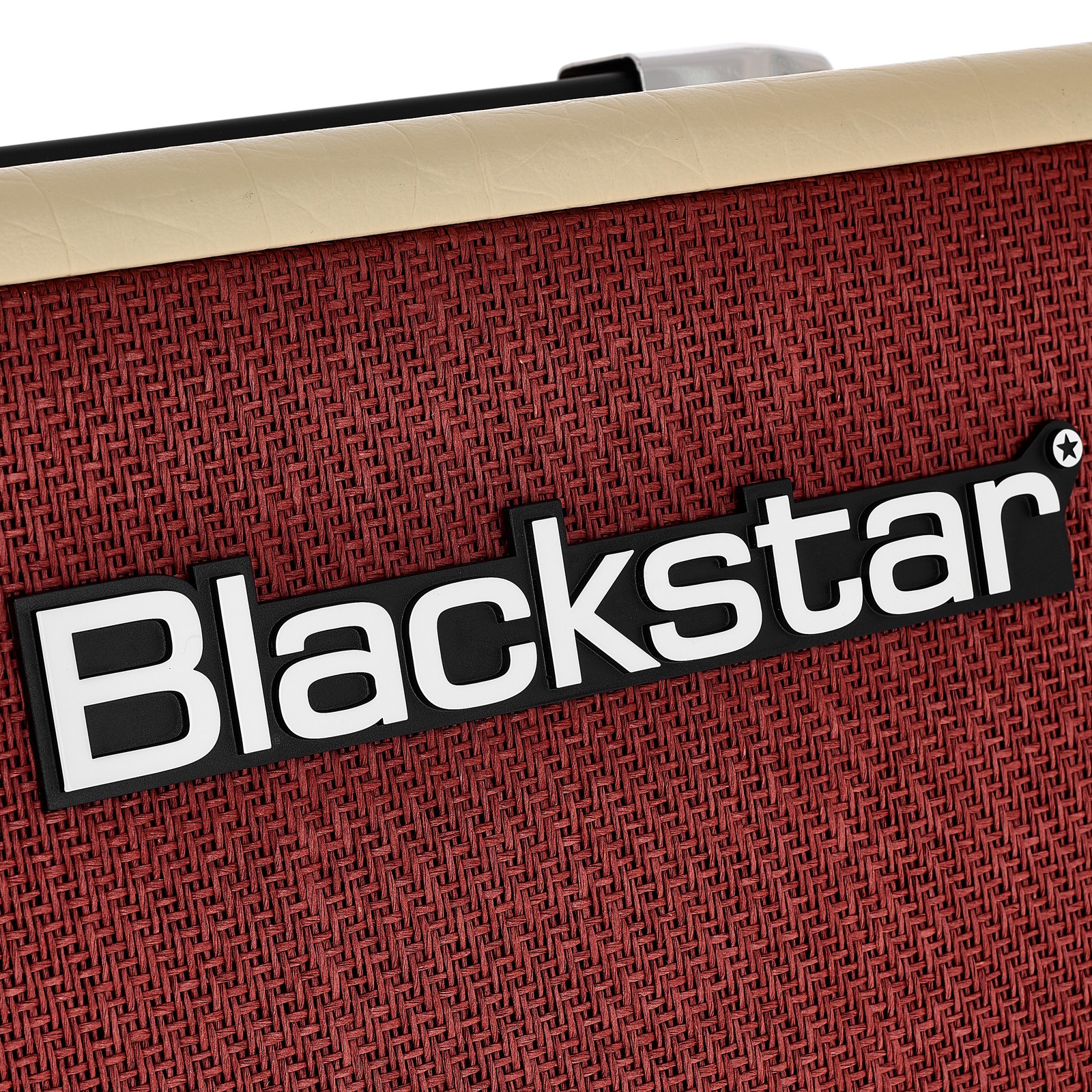 Rotes Frontgitter des Blackstar Combo 100R 2x12" Beige