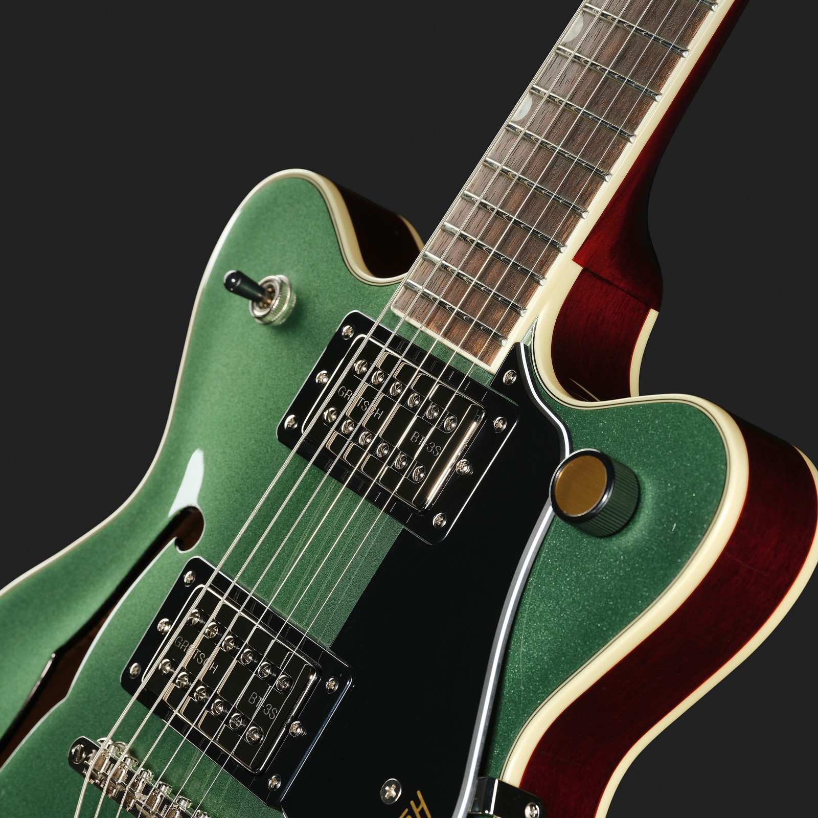 Zwei Humbucker in der Gretsch G2655 Strml CB JR OLV 