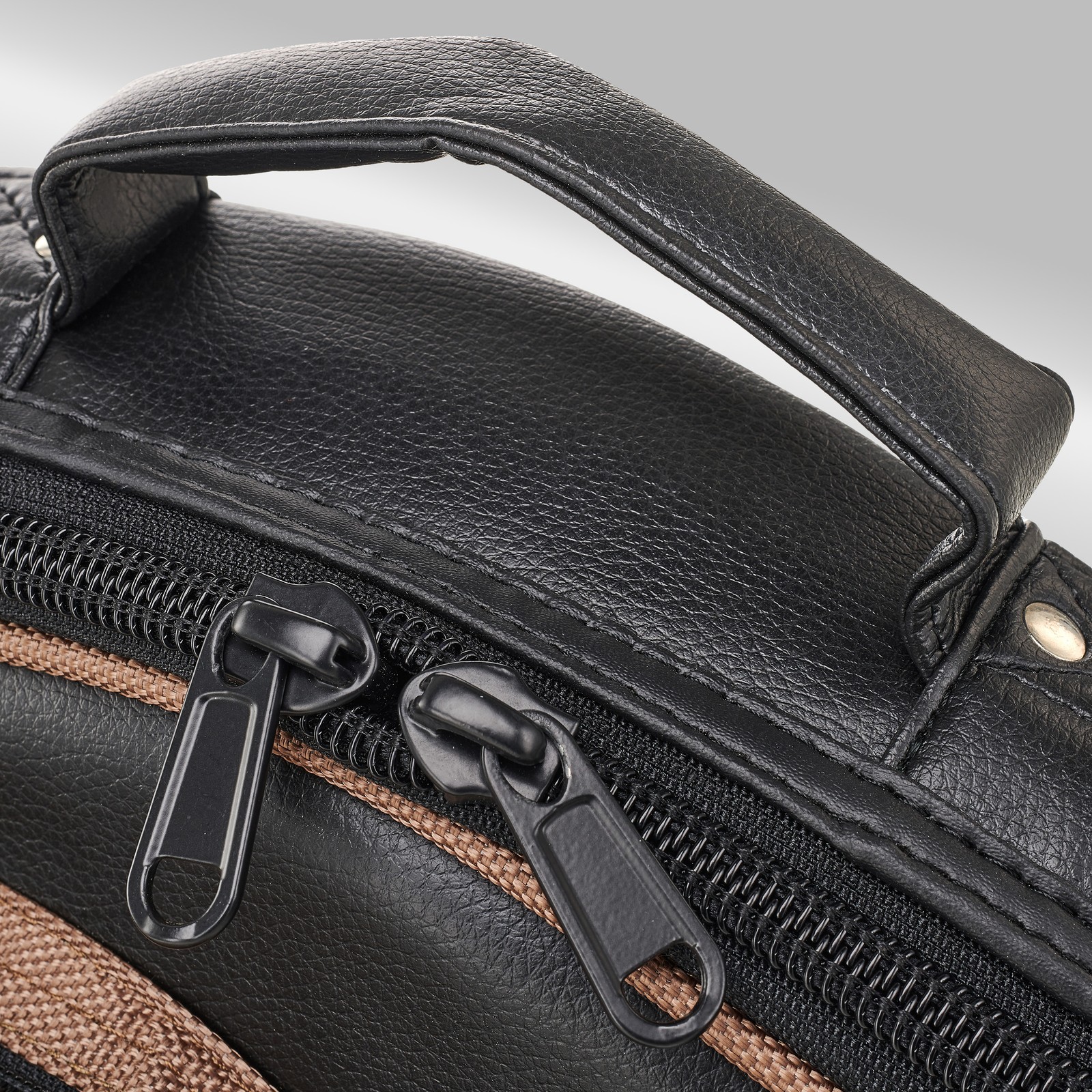 Handgriff des Thomann Gigbag für E-Gitarren Premium braun 