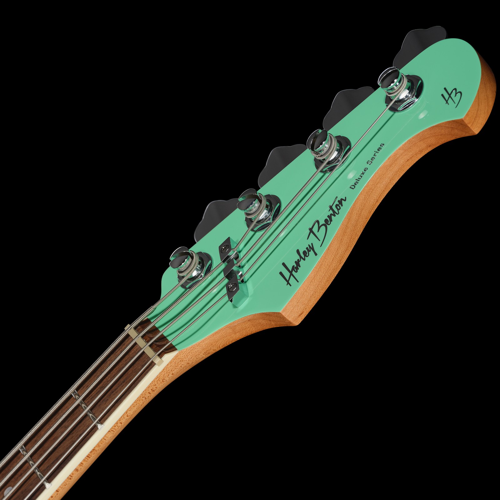 Harley Benton MV-4MSB Seafoam Green, Kopfplatte mit Logo