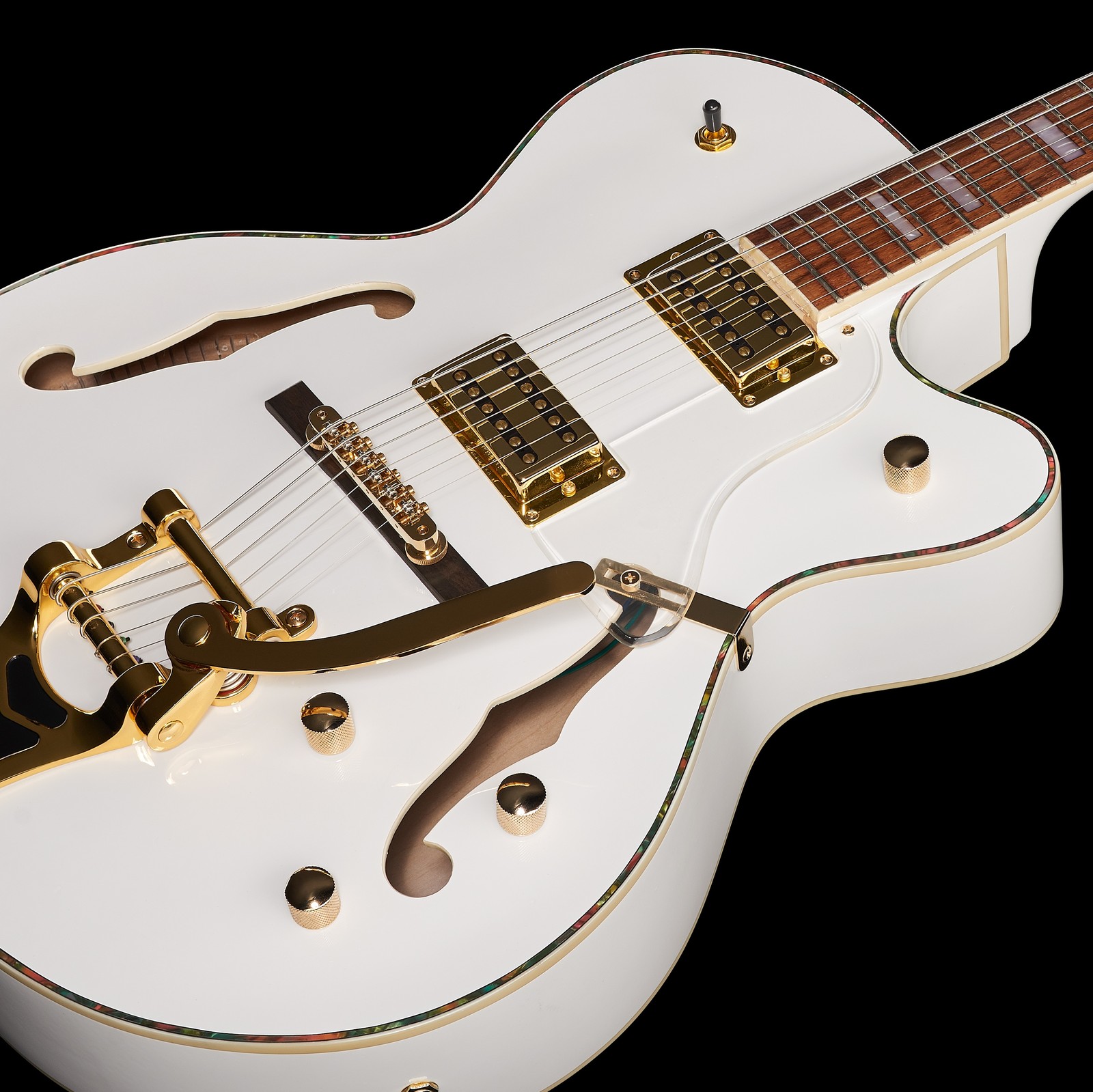 Harley Benton BigTone White jazz guitar with gold hardware, humbucker and Bigsby-style tremolo