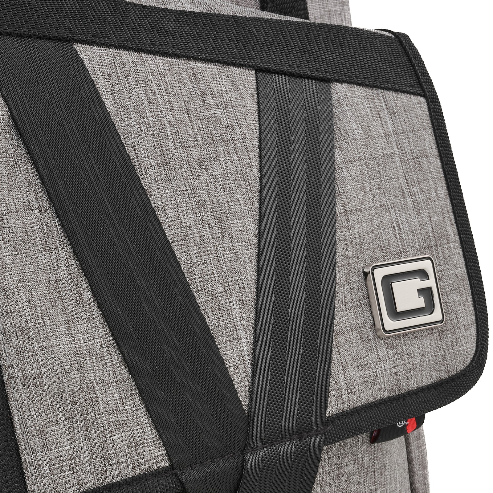 Herstellerlogo auf dem Gator Transit Series Bass Bag GR