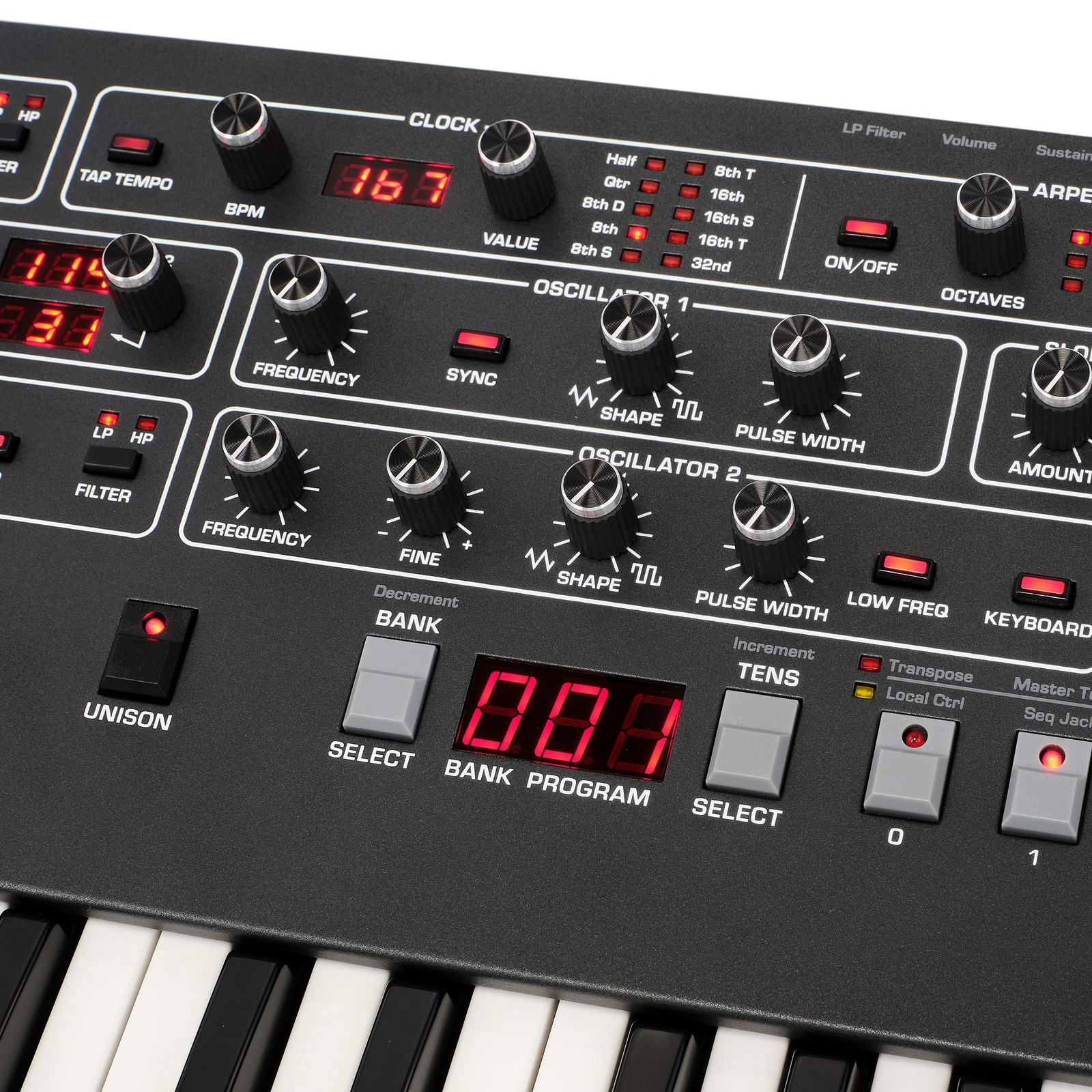 Sequential Prophet-6 synthesizer, oscillator controls