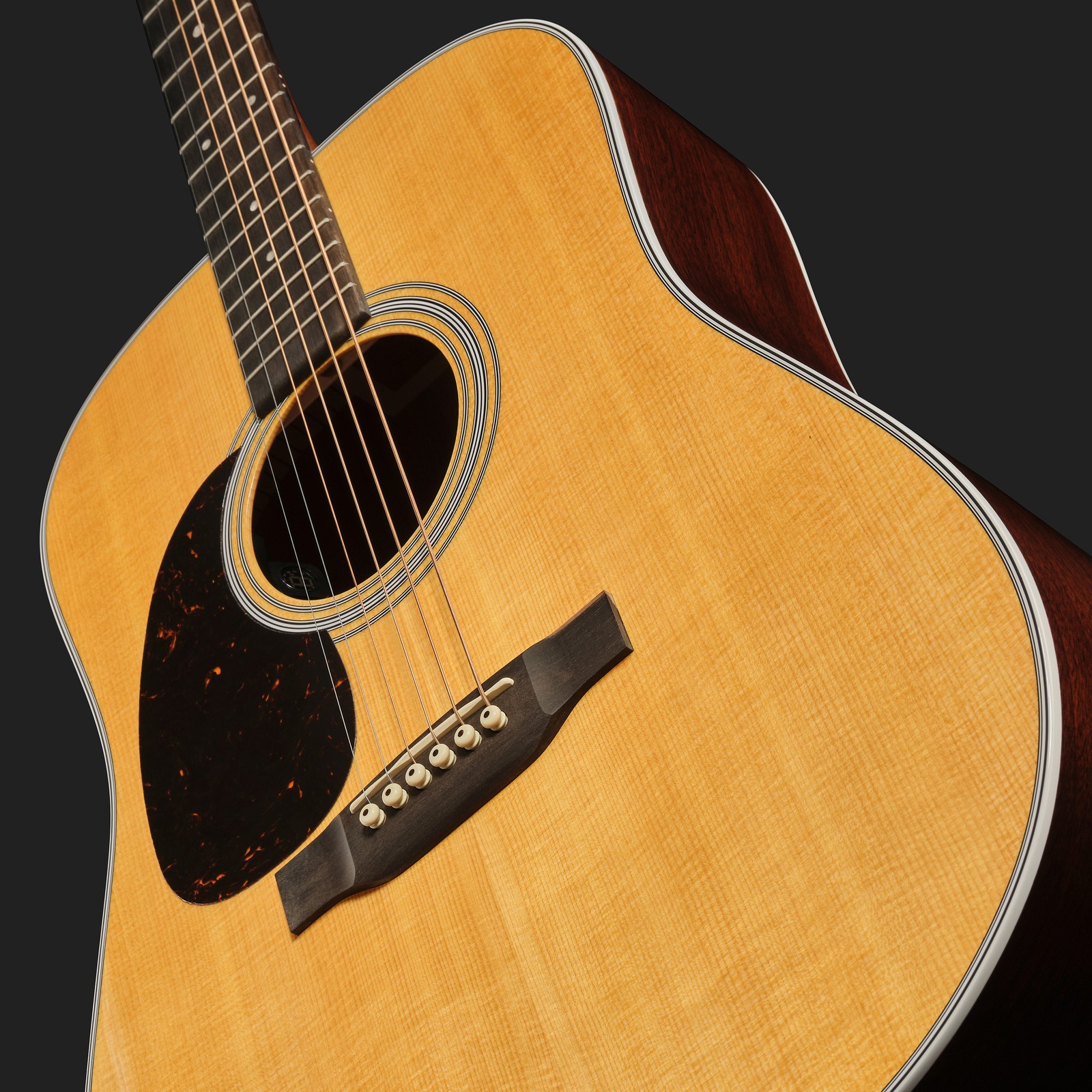 Martin Guitar D-13E Retro Walnut LH, Decke