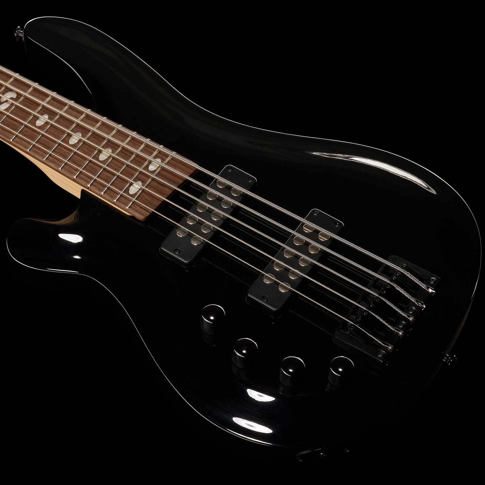 Decke vom Harley Benton B-550LH BK Progressive Series 5-Saiter E-Bass