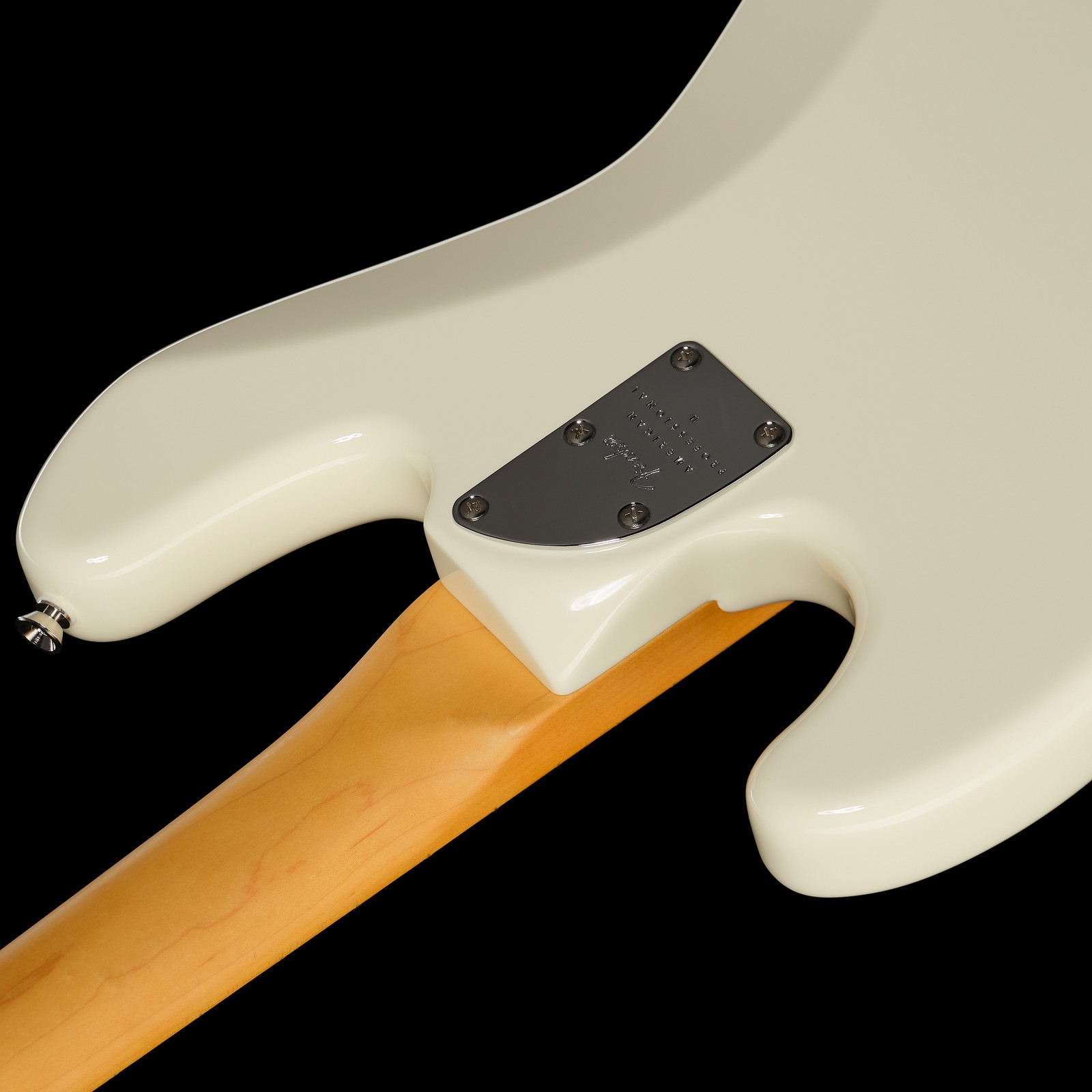 Halsübergang des Fender Am Pro II Jazz Bass MN OW E-Bass