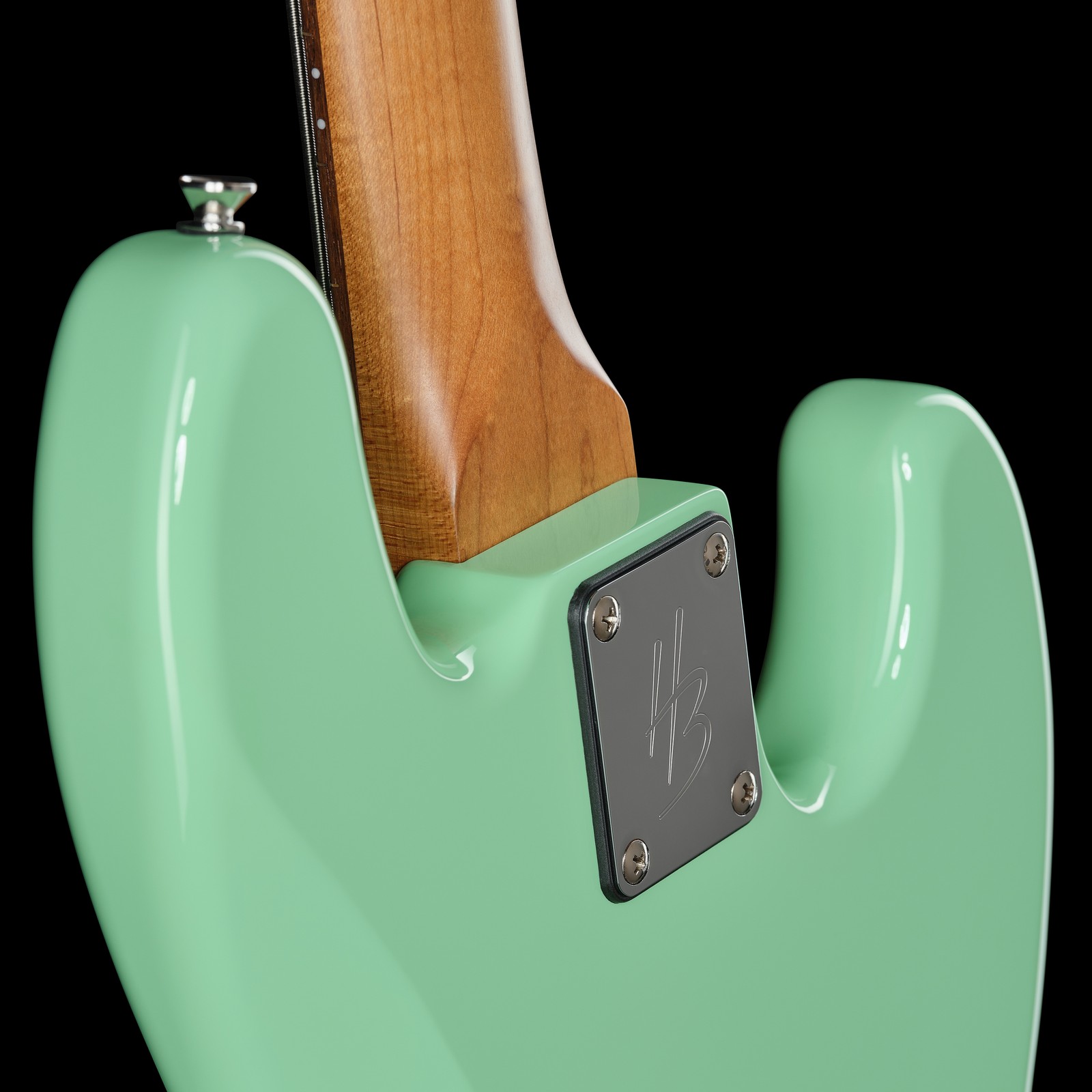 Halsübergang des Harley Benton JB-62 LH CC SFG von hinten