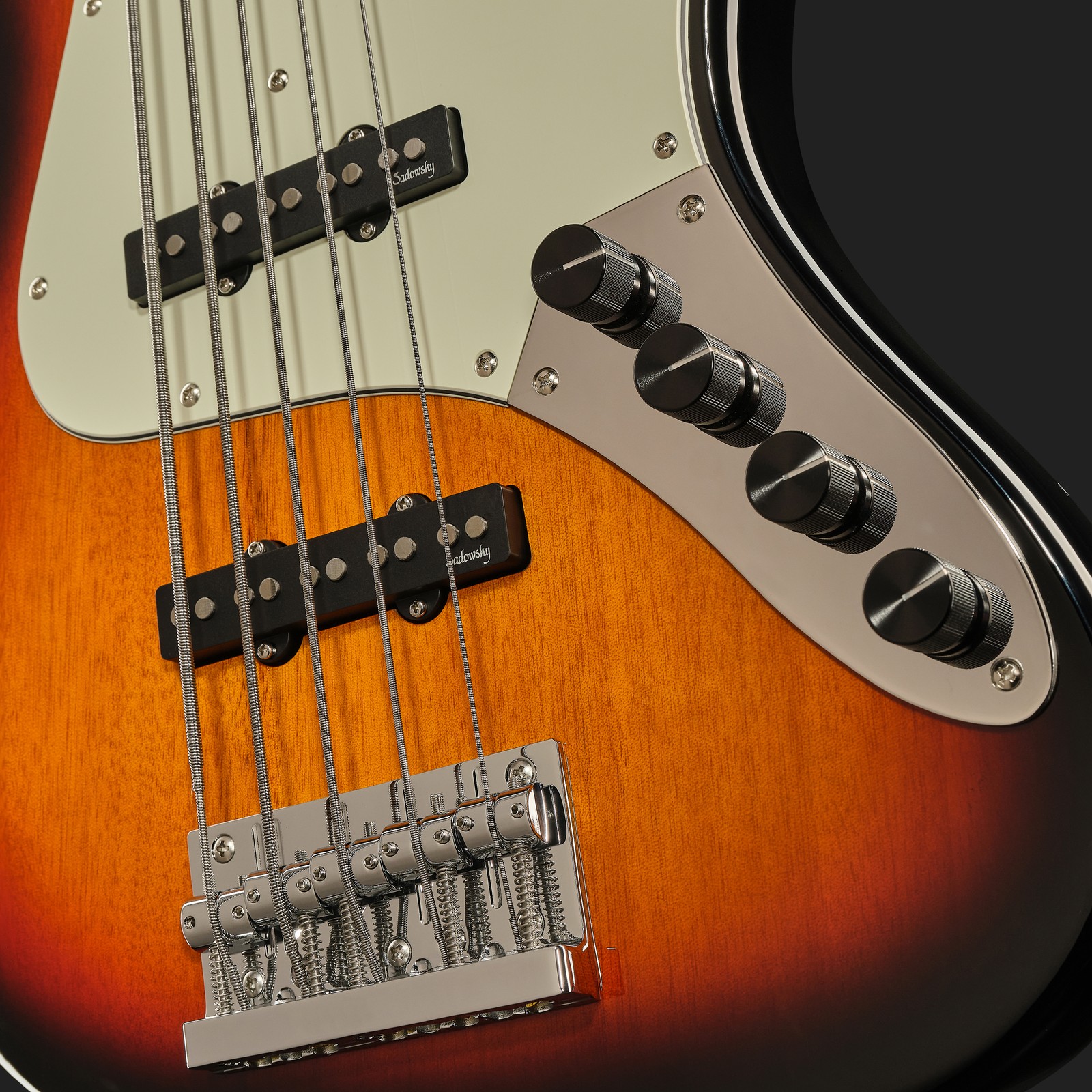 Sadowsky MetroExpress 21 Vintage JJ5 Morado Tobacco Sunburst, five-string bass, top