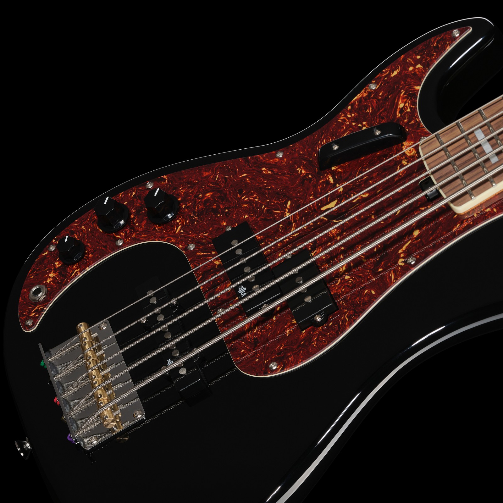 Erle Korpus des Harley Benton MV-5PJ LH Black