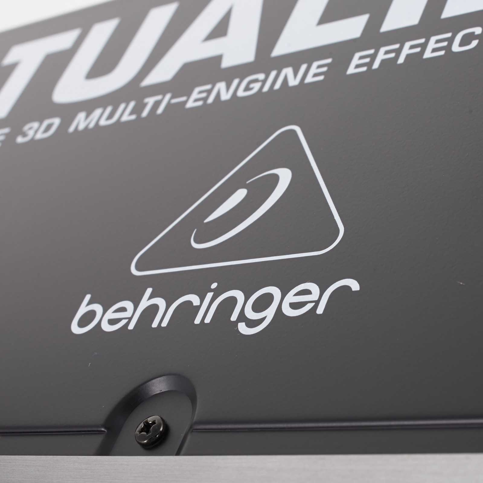 Detalle del Behringer FX2000 Procesador de efectos 3D