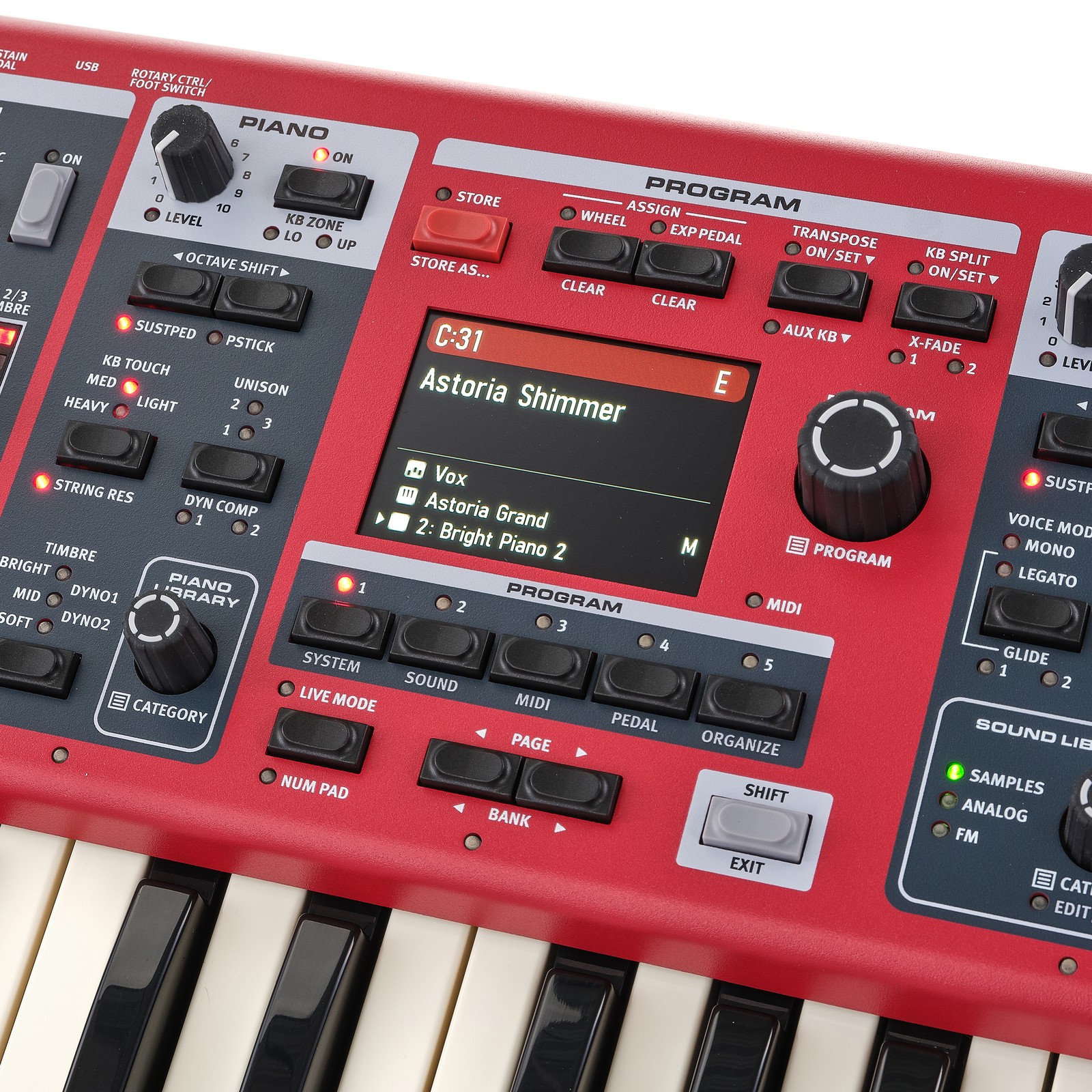Display des Clavia Nord Electro 7 73