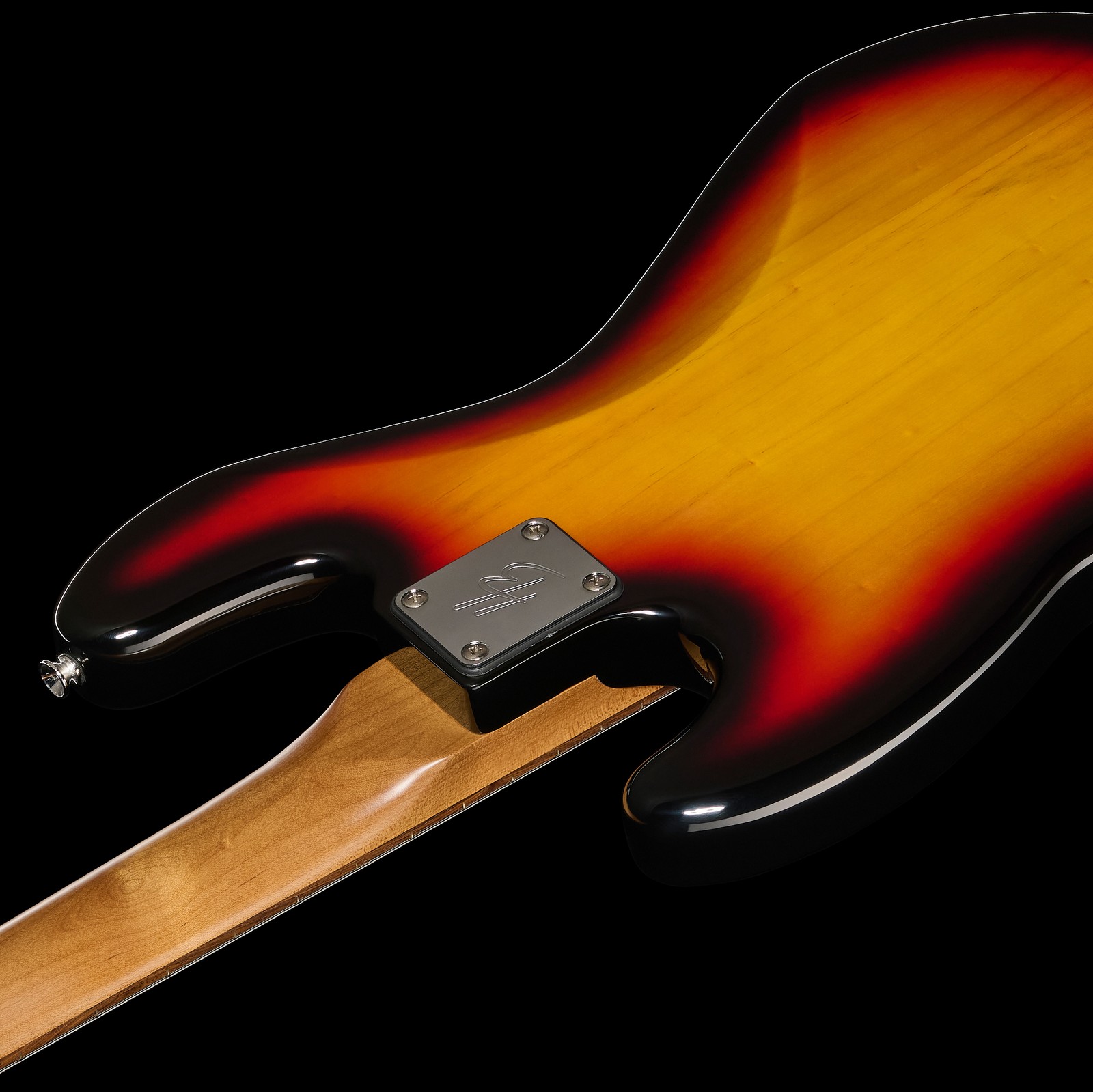 Korpus des Harley Benton JB-62SB von hinten