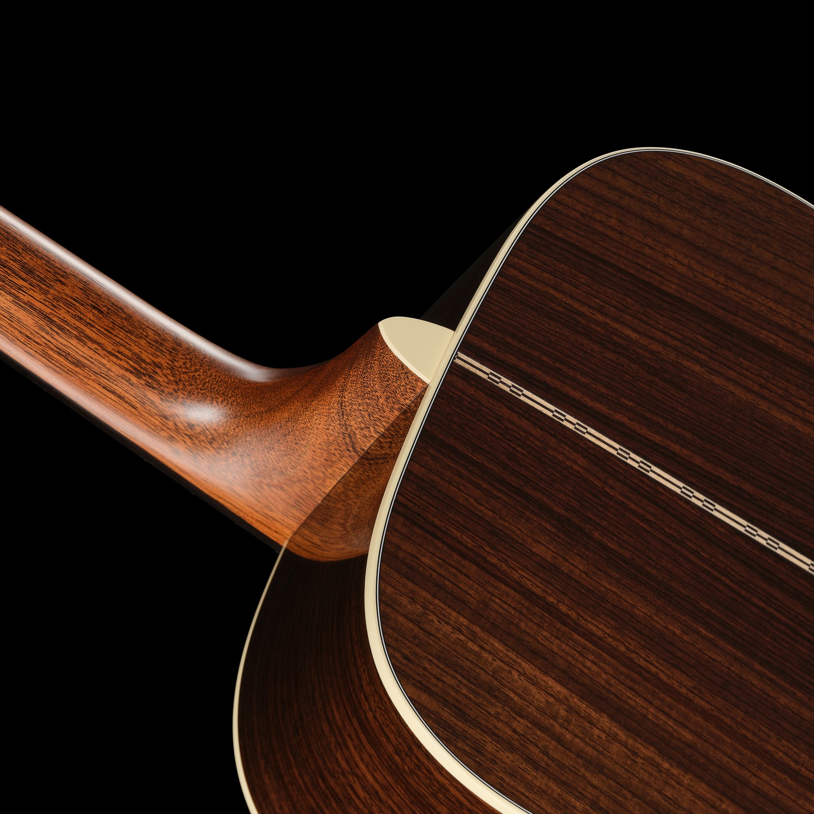 Halsübergang der Martin Guitar D28 Westerngitarre