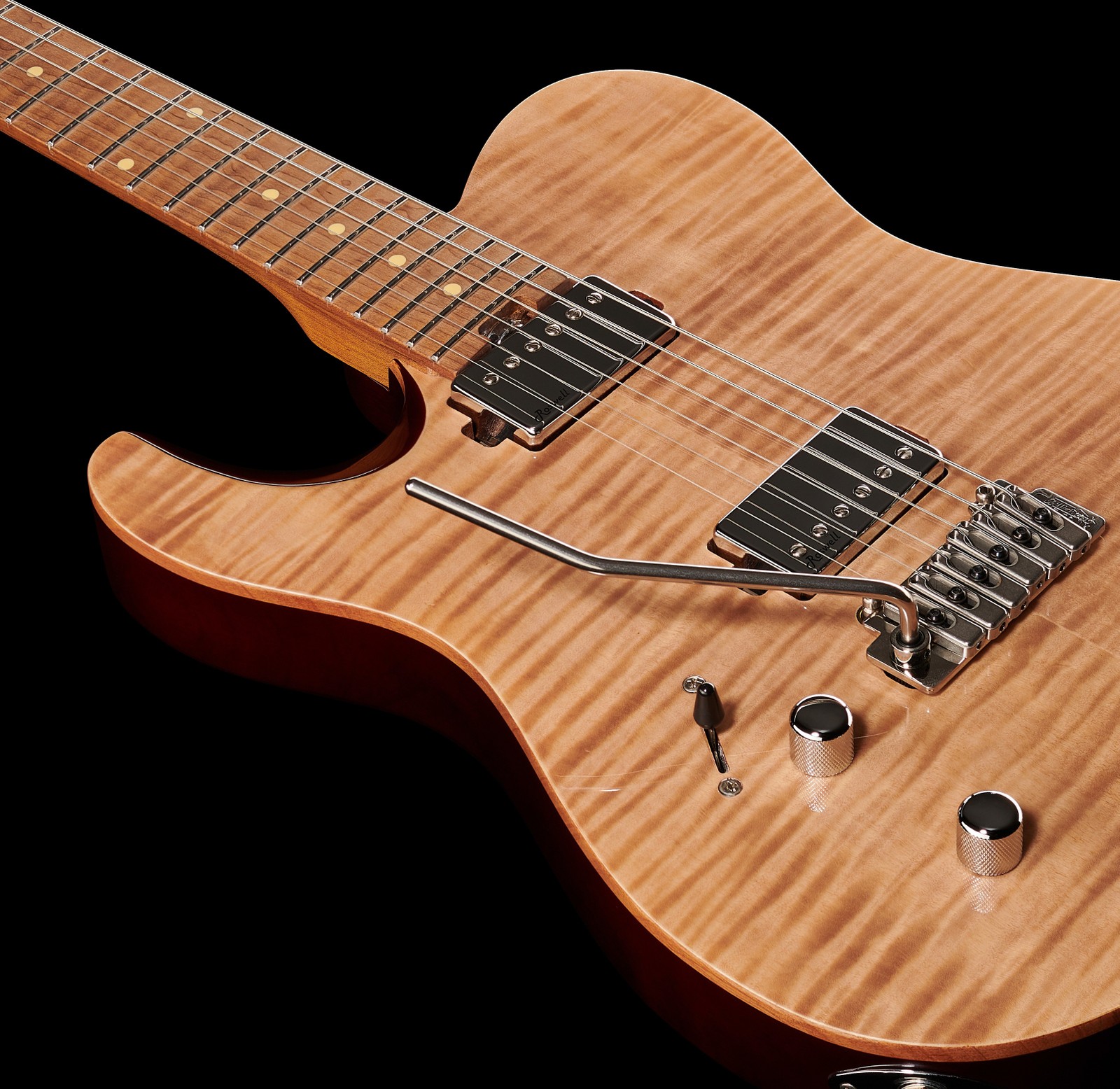 Riegelahorn-Decke der Harley Benton Fusion-T HH LH Roasted FNT E-Gitarre