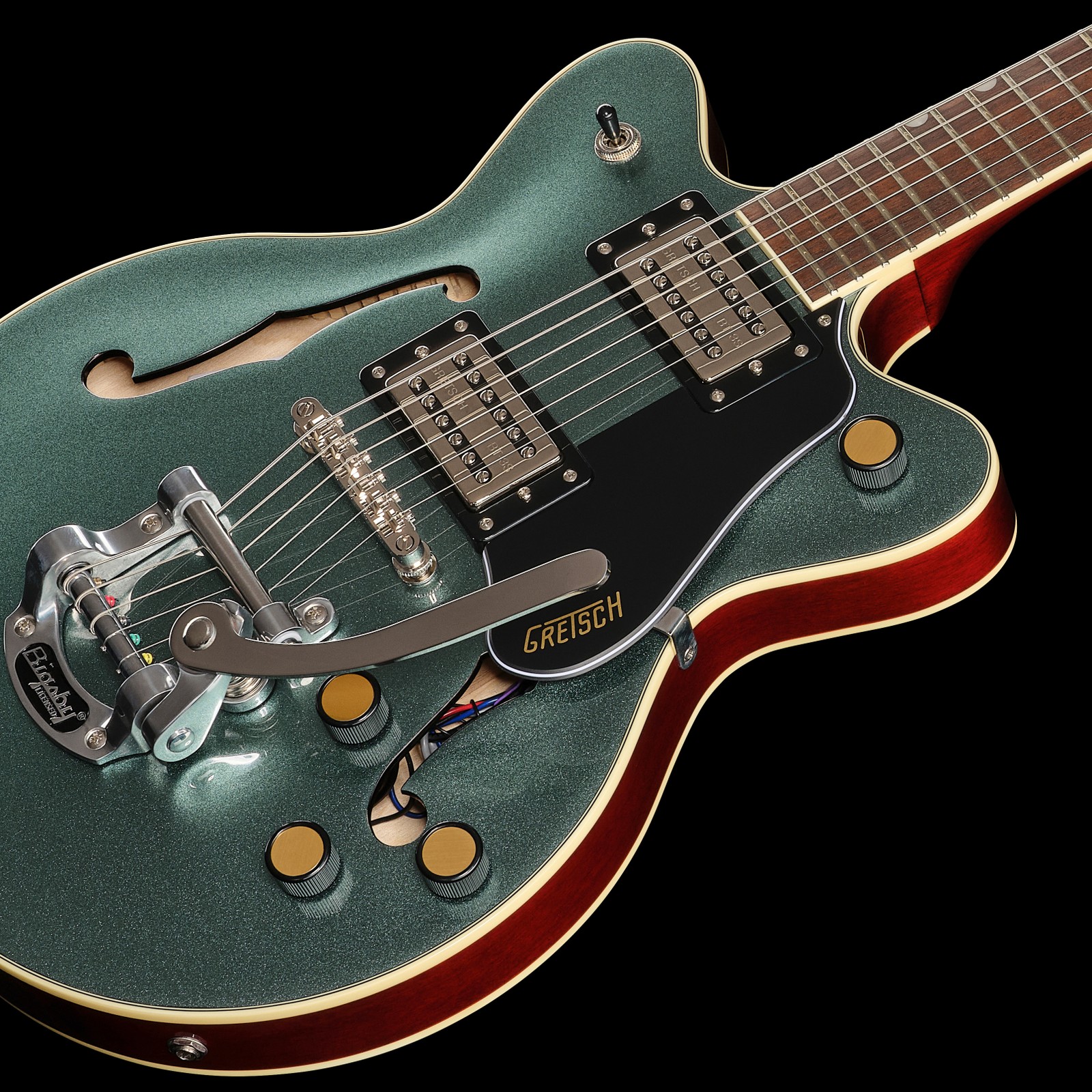 Bigsby Tremolo auf dem Gretsch G2655T Streamliner CB JR DC Gunmetal