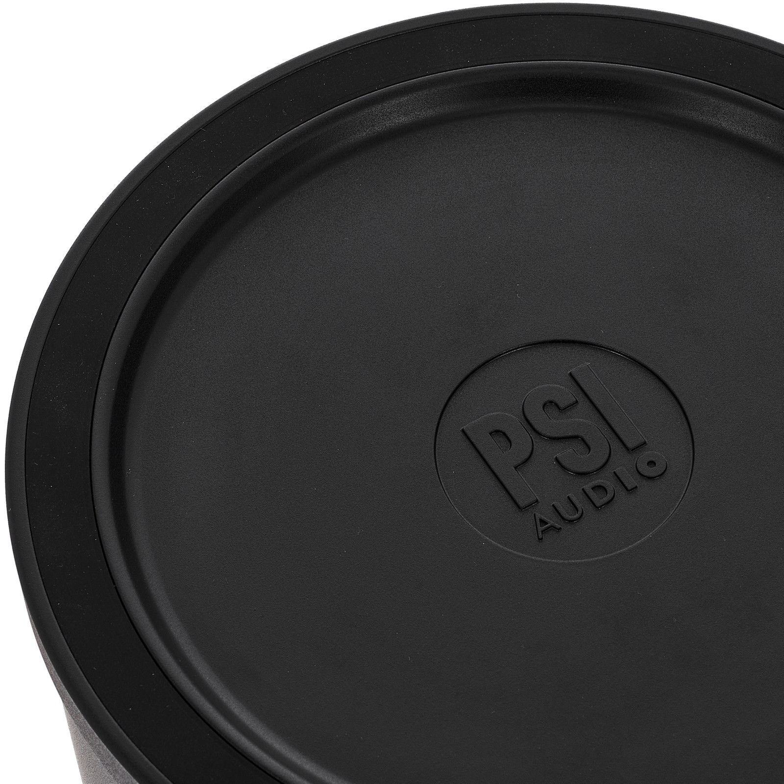 Oberseite des PSI Audio AVAA C214 mit Herstellerlogo