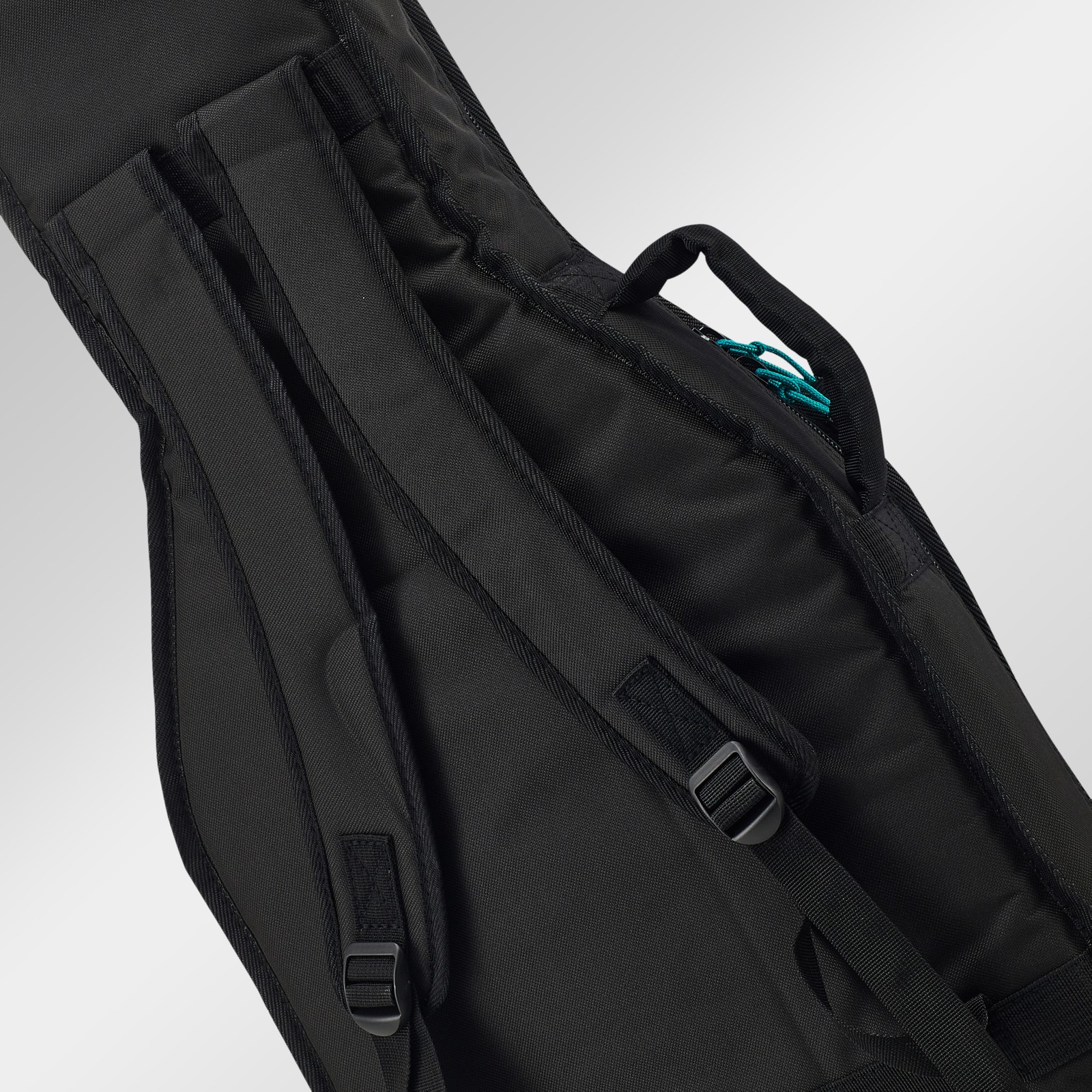 Rucksackgurte der Thomann E-Gitarren Tasche schwarz 